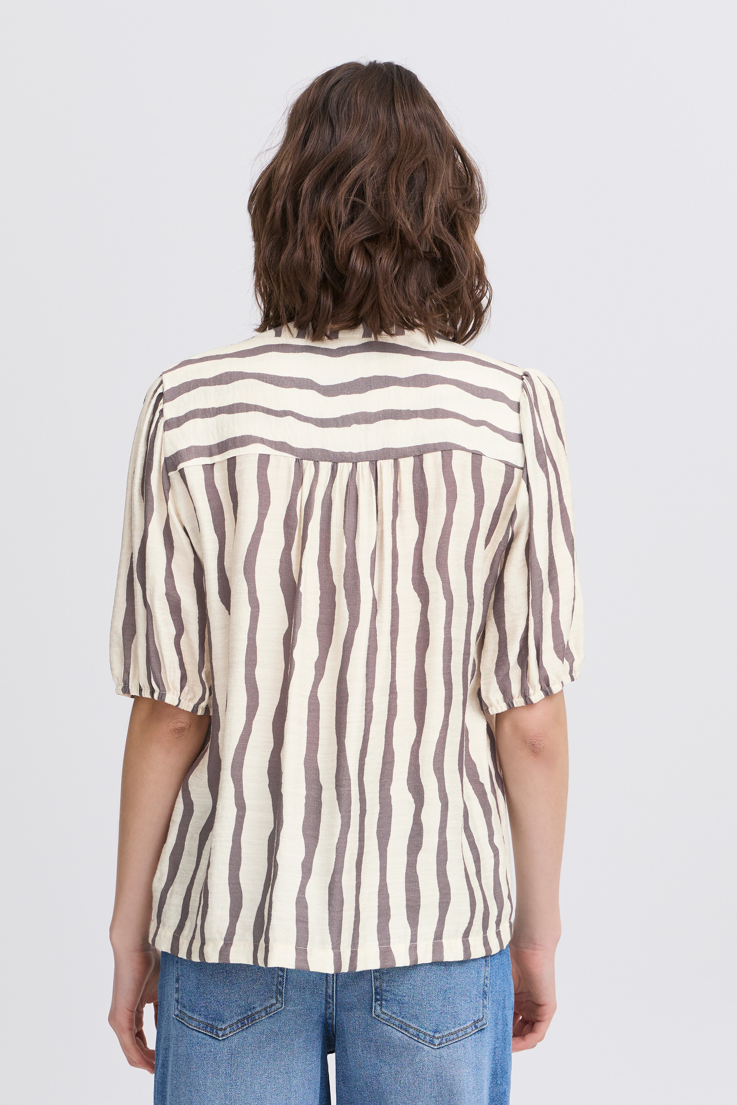 FRARIANA Blus LOOKBOOK BACK 20615803-204455