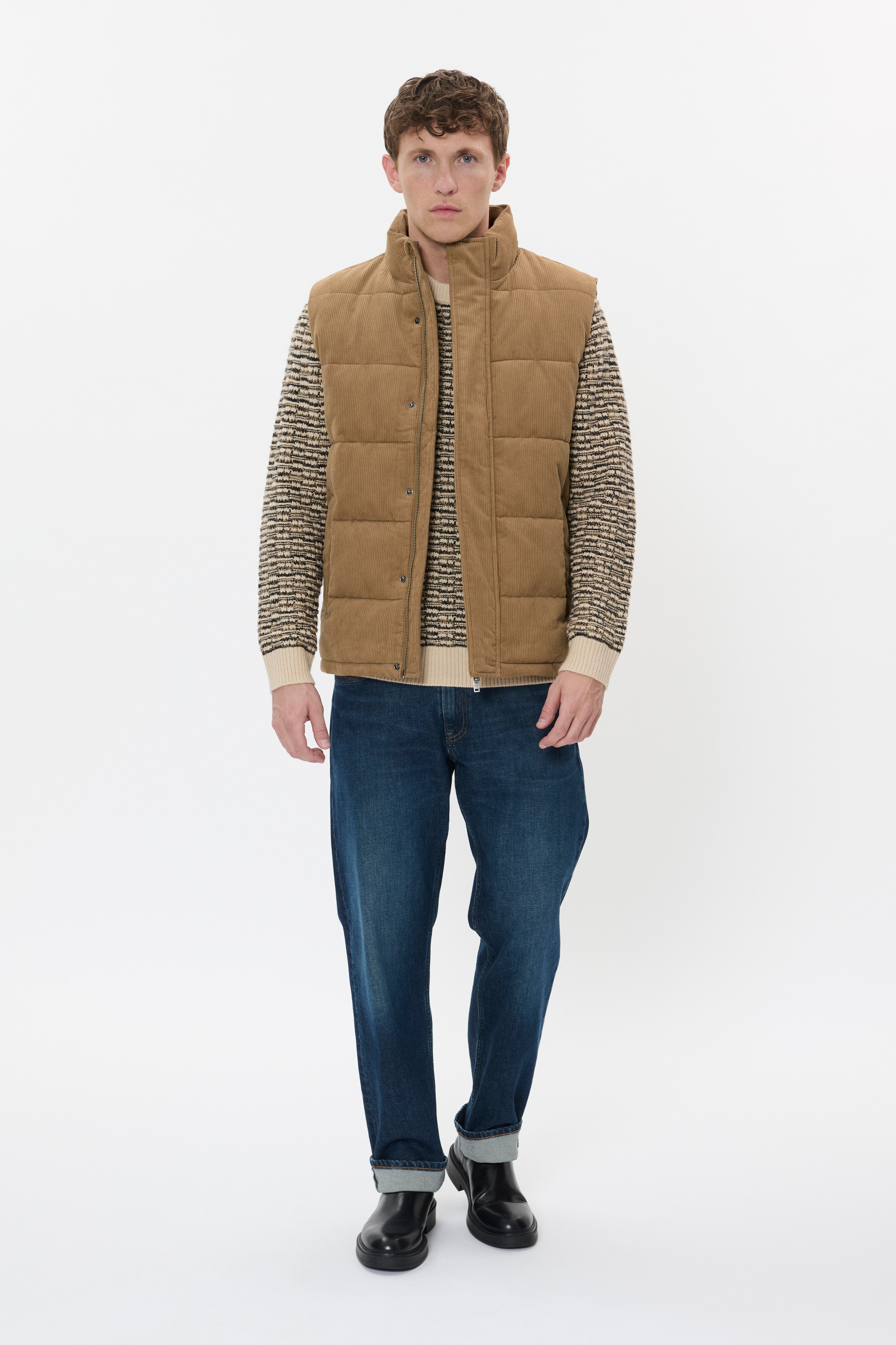 MAbroxa Varm vest LOOKBOOK FRONT 30208574-171320