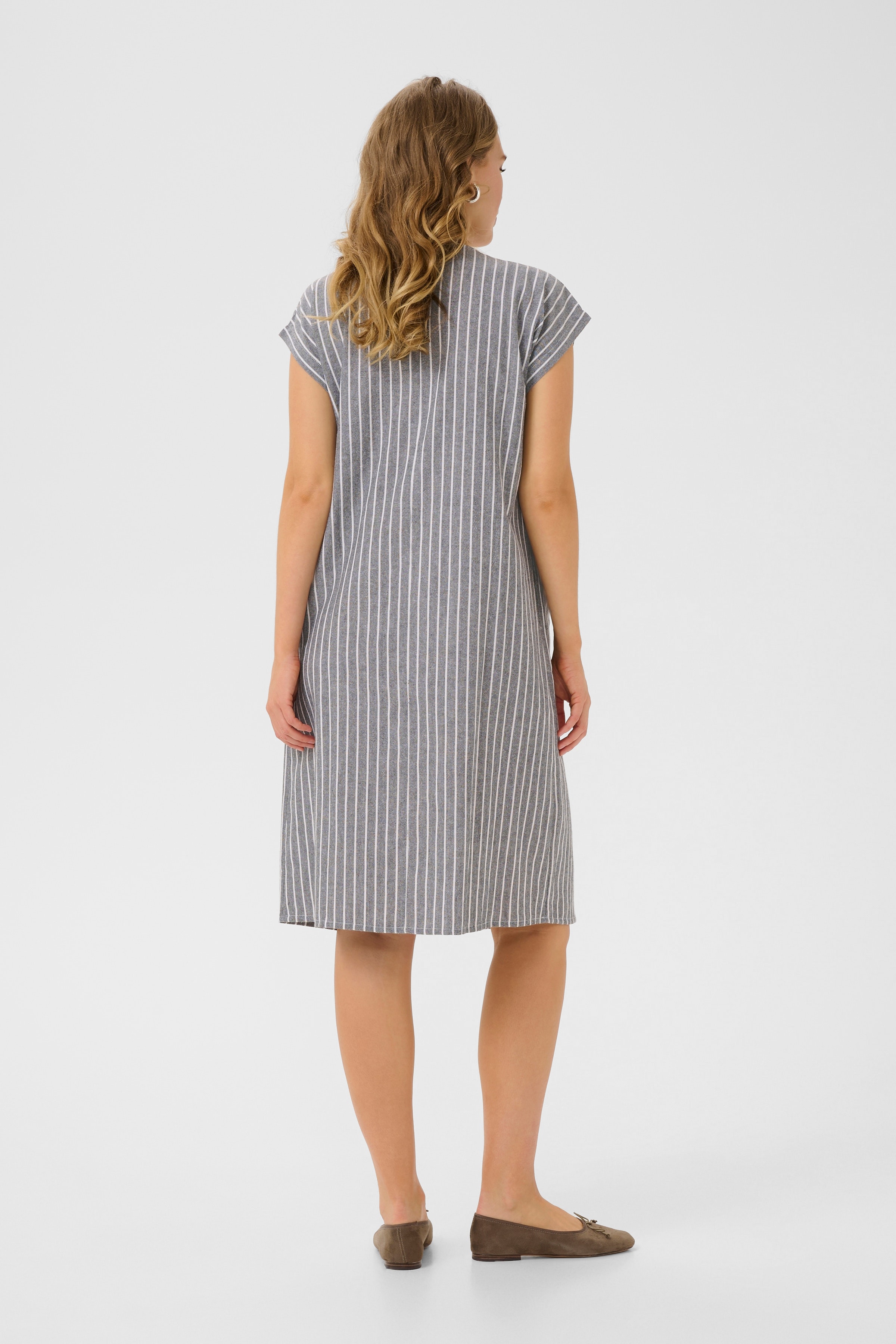 BPmalena Kjole LOOKBOOK BACK 10590898-107818B
