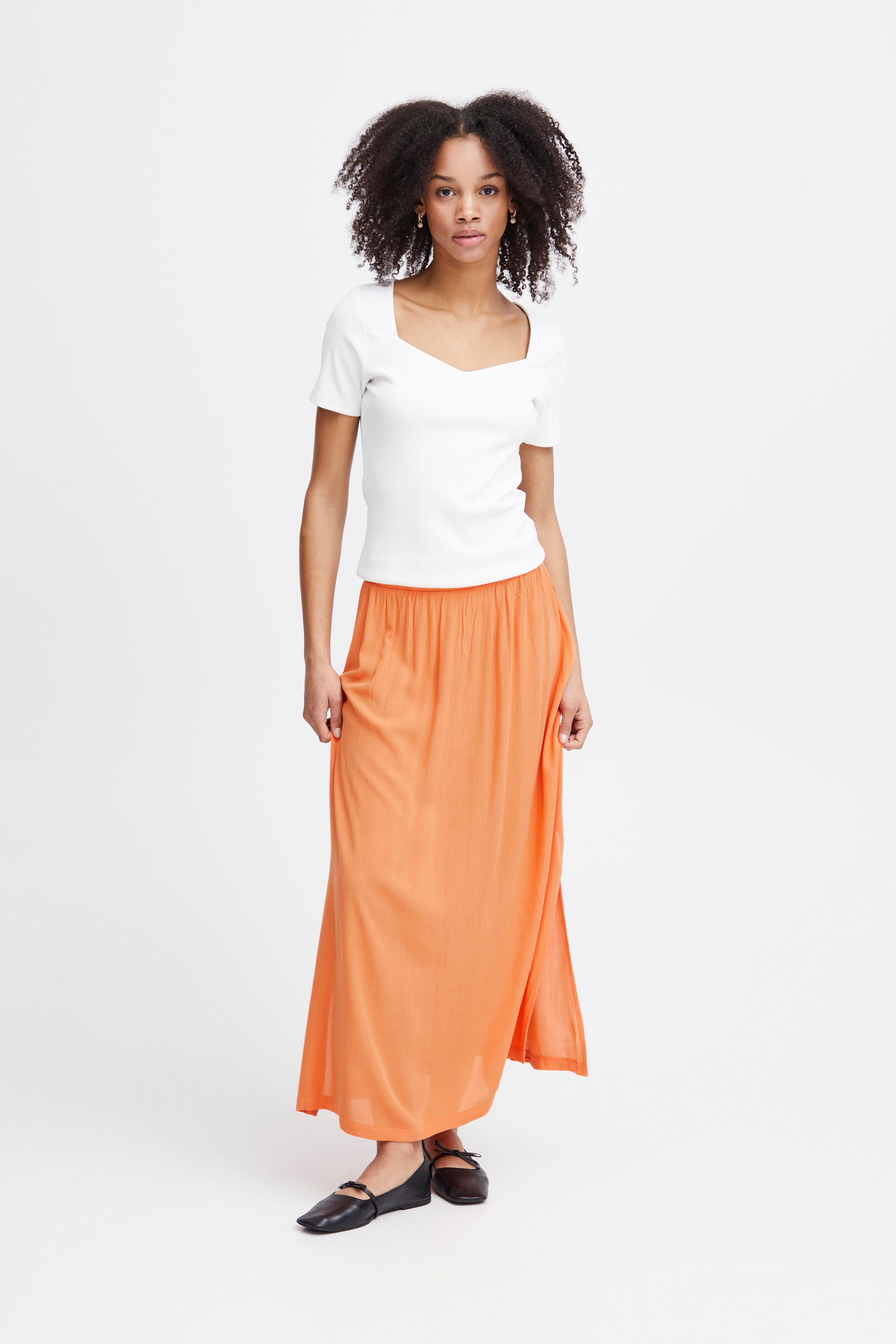 IHMARRAKECH Skirt LOOKBOOK FRONT 20111830-161349