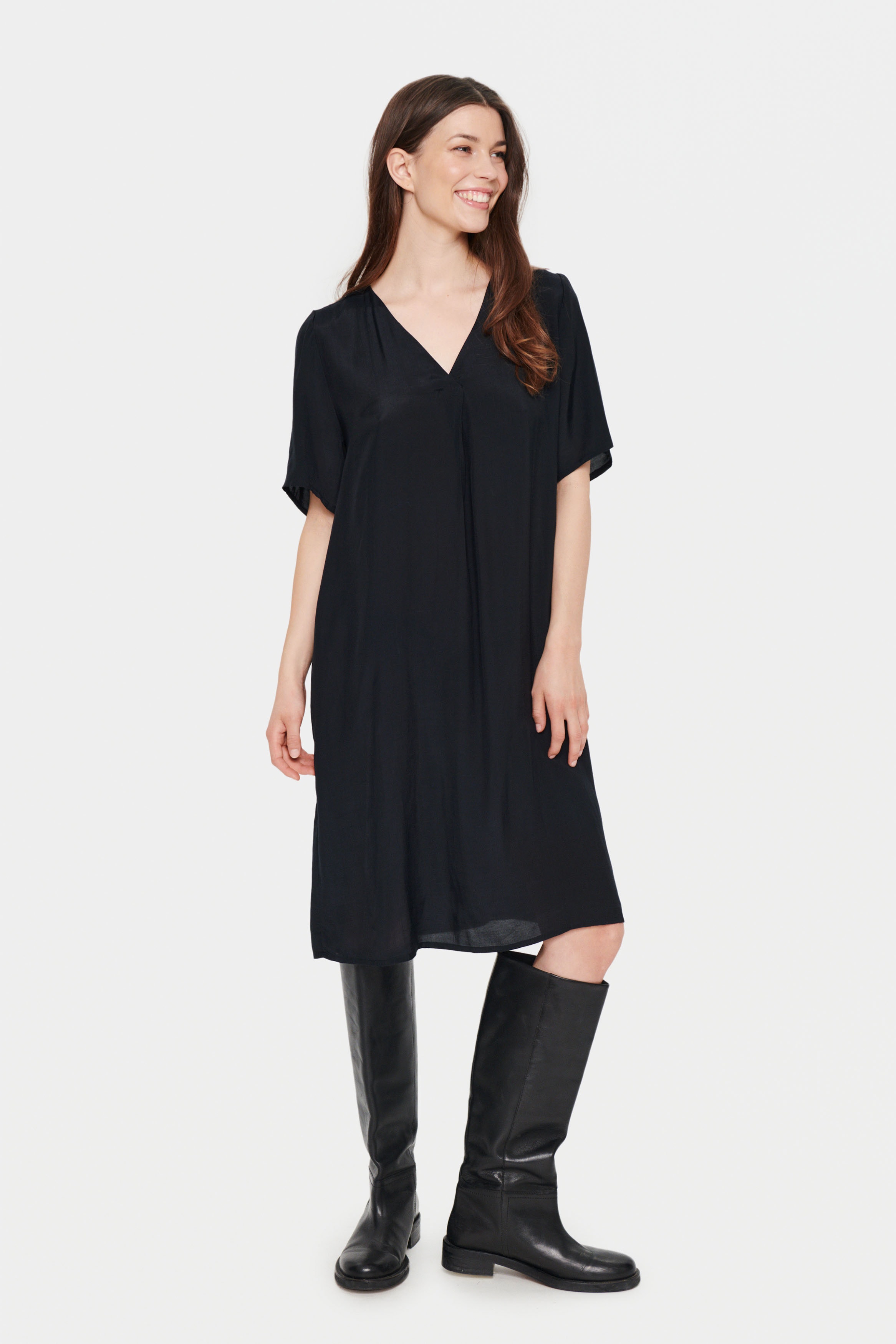 AidaSZ Kleid LOOKBOOK FRONT 30512860-193911