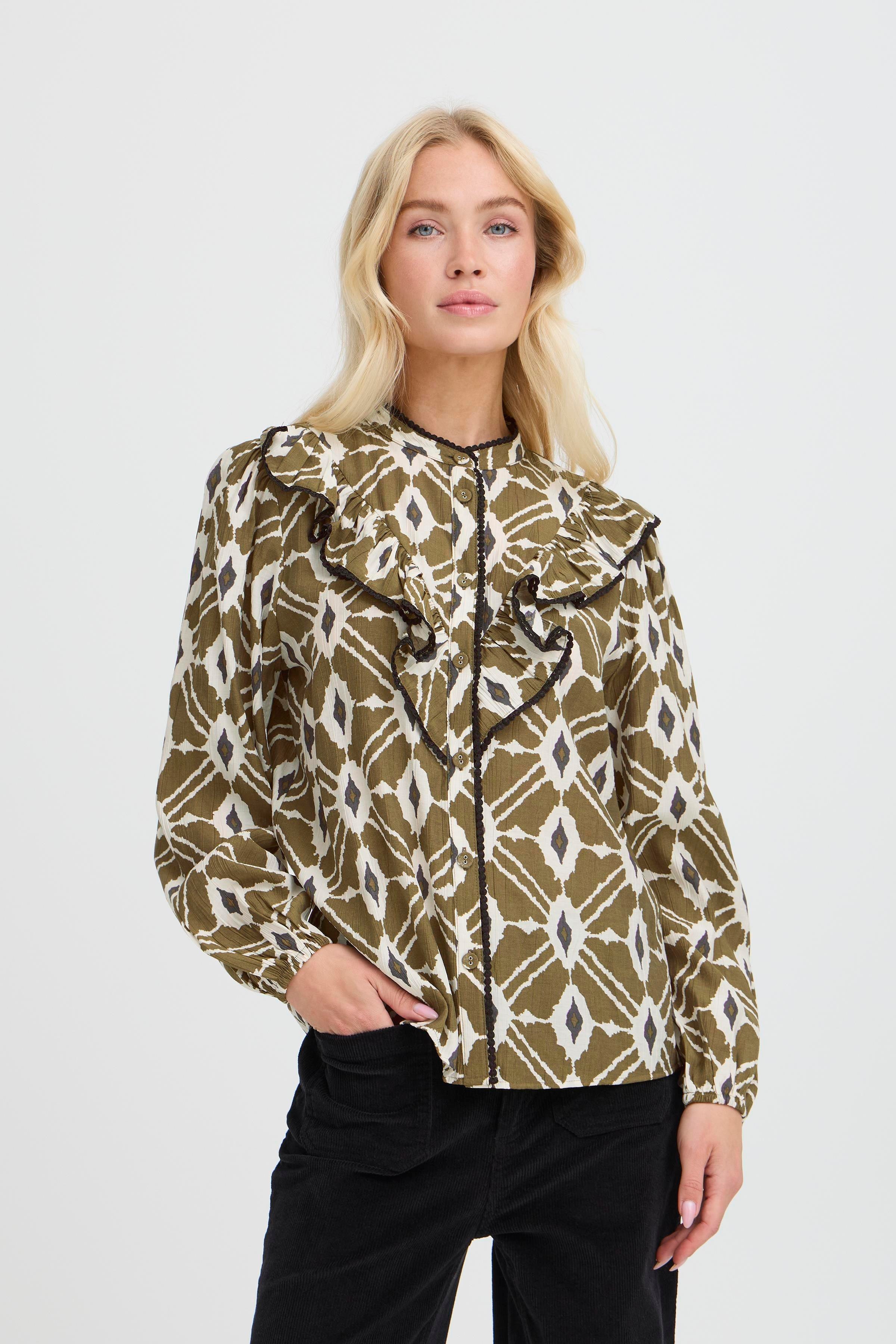 BYINABA Shirt LOOKBOOK FRONT 20818167-900002207