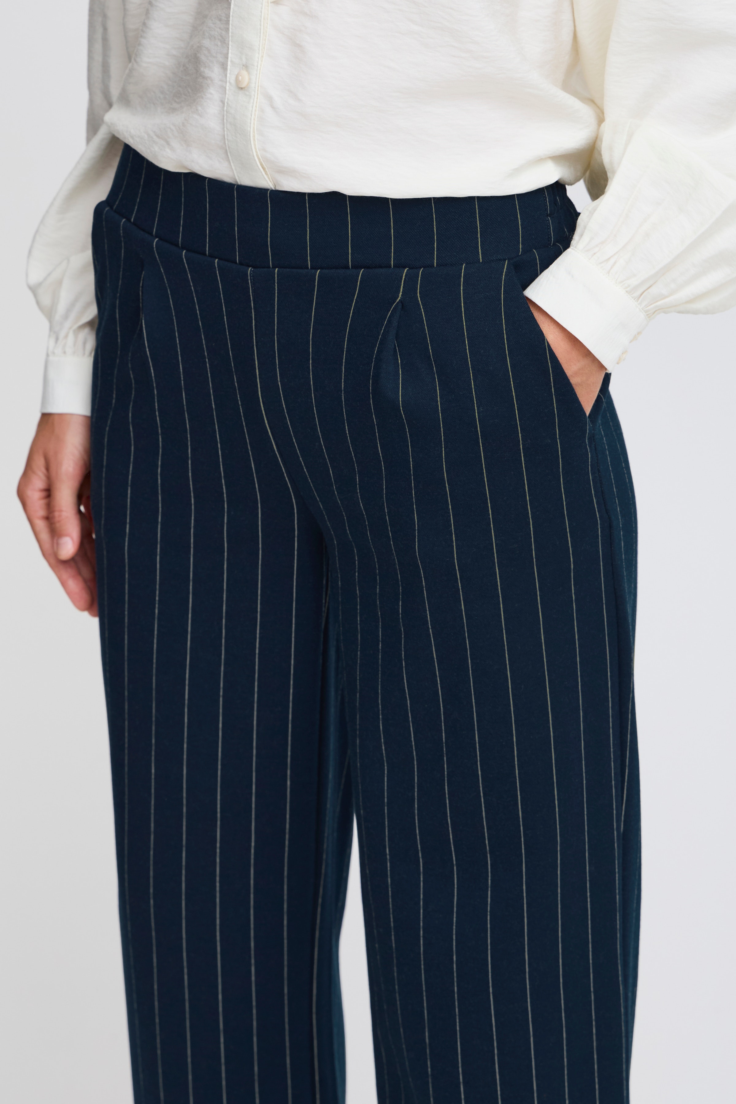 BYROWAN Bukser LOOKBOOK DETAIL 20815702-202176
