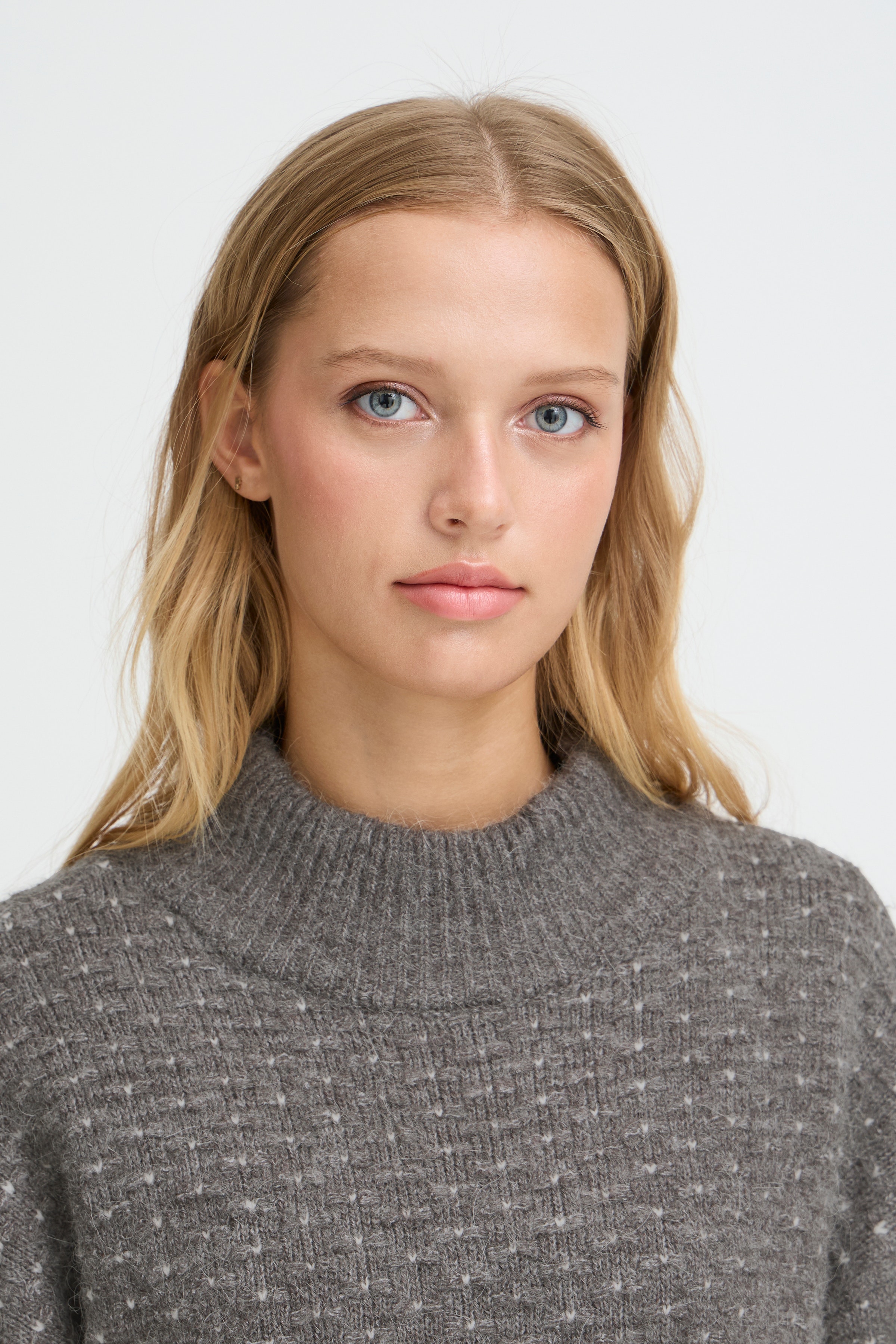 IHKAMARA Pullover LOOKBOOK BACK 20124488-900005048