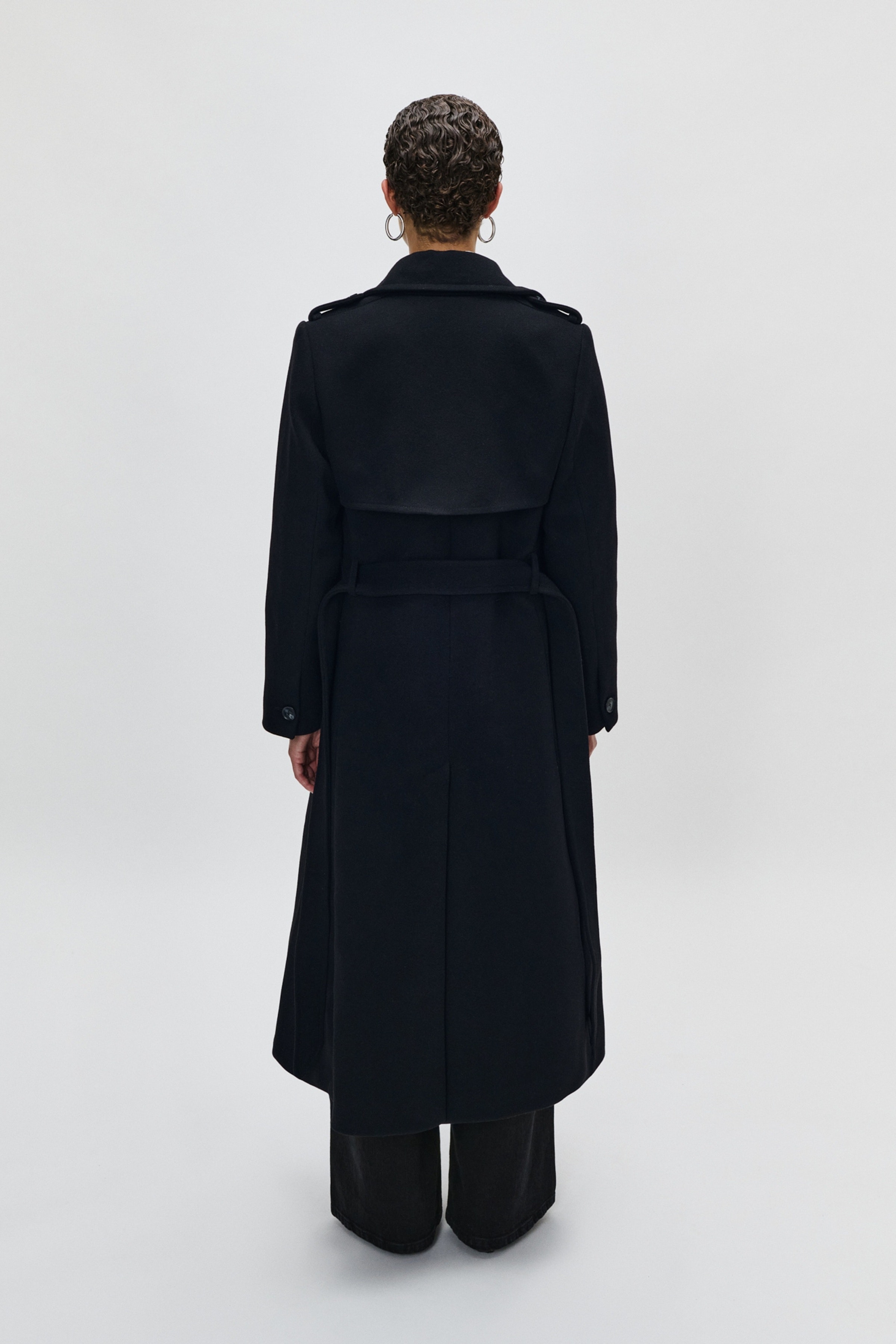 CHARLOTTE ANN COAT LOOKBOOK BACK 30600567-BL900