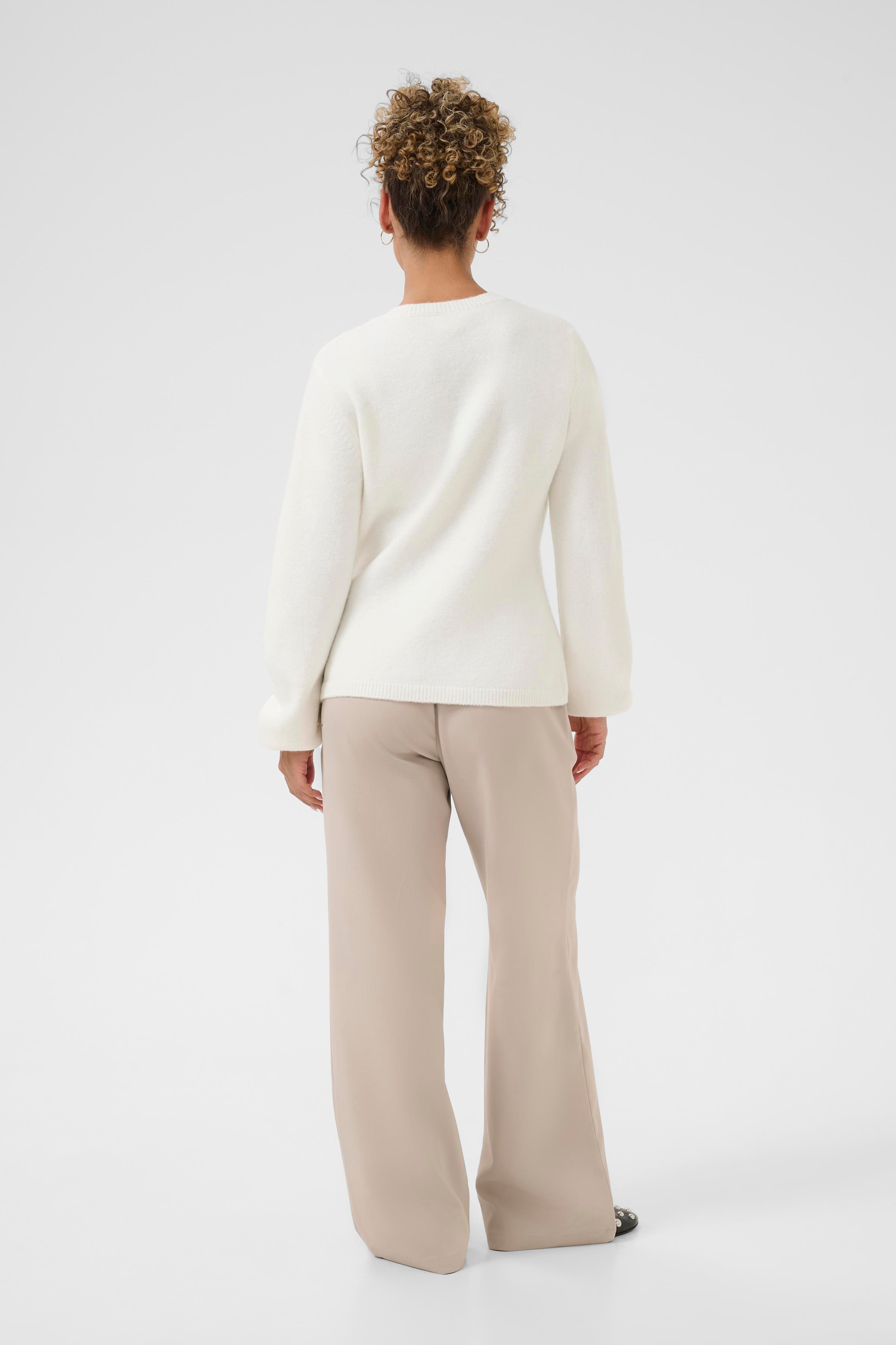 CRBelle Pullover LOOKBOOK BACK 10614445-110701