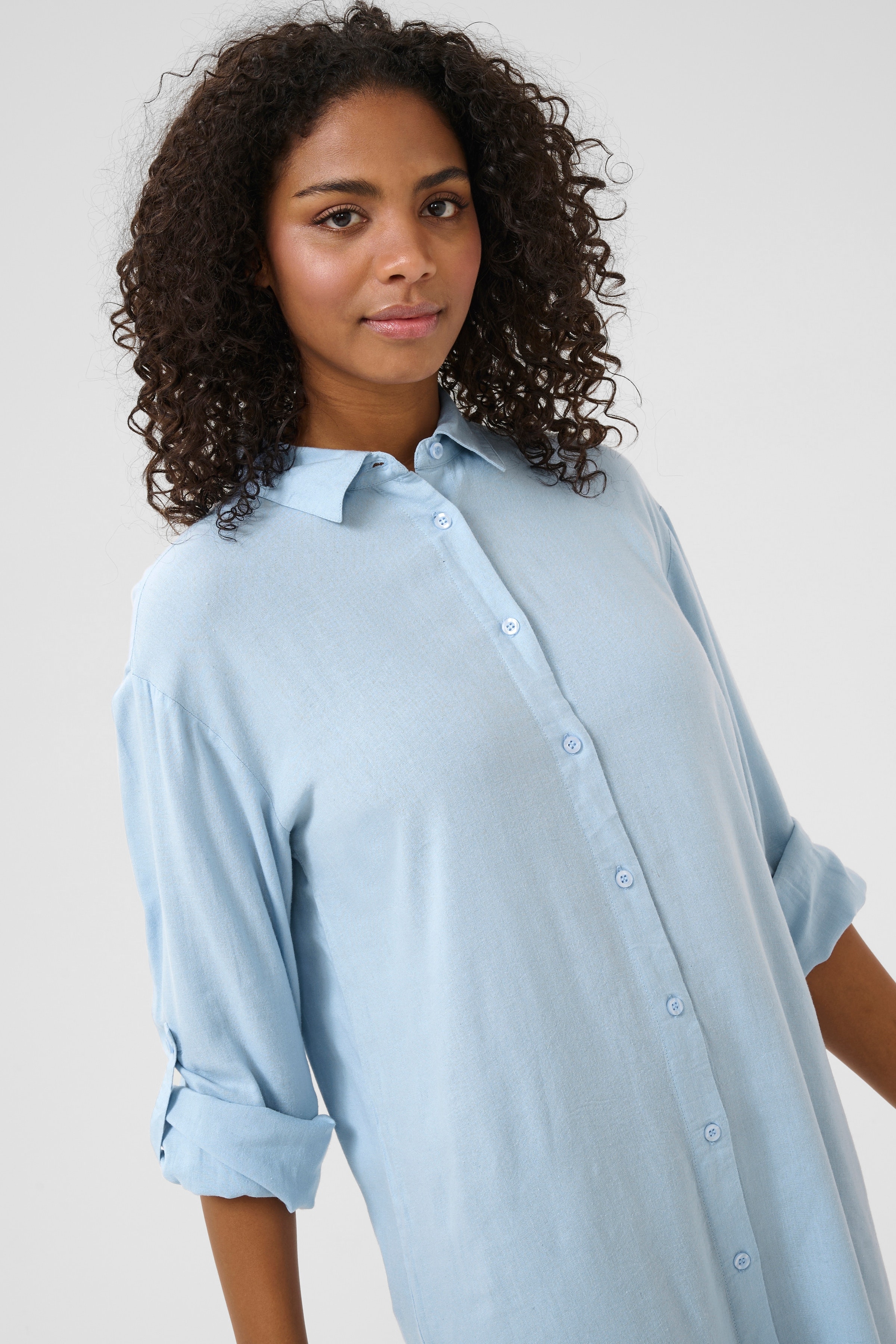 KAmilia Lin skjorte LOOKBOOK DETAIL 10508311-164016