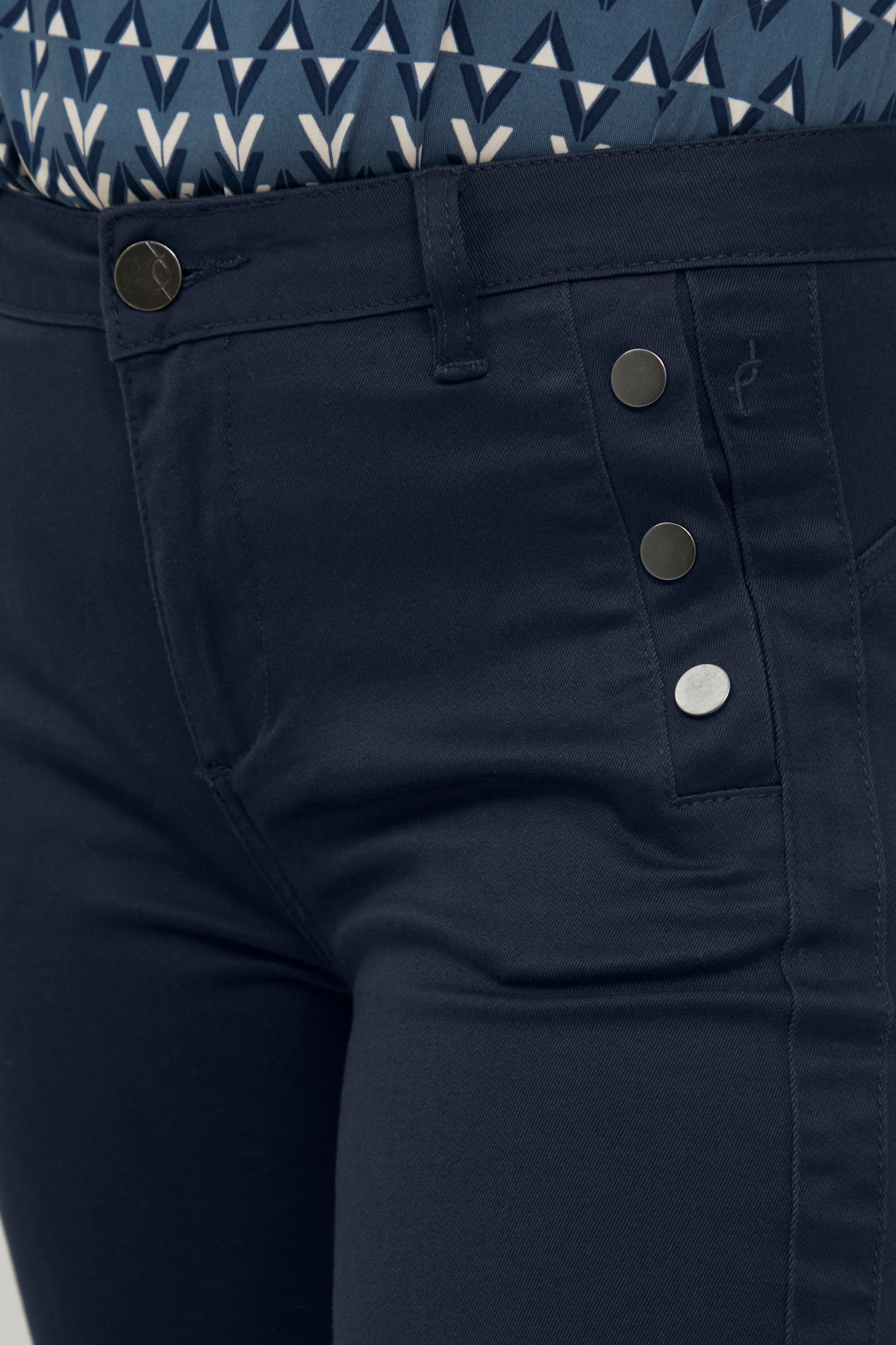 FRLOMAX Trousers LOOKBOOK DETAIL 20607793-194010