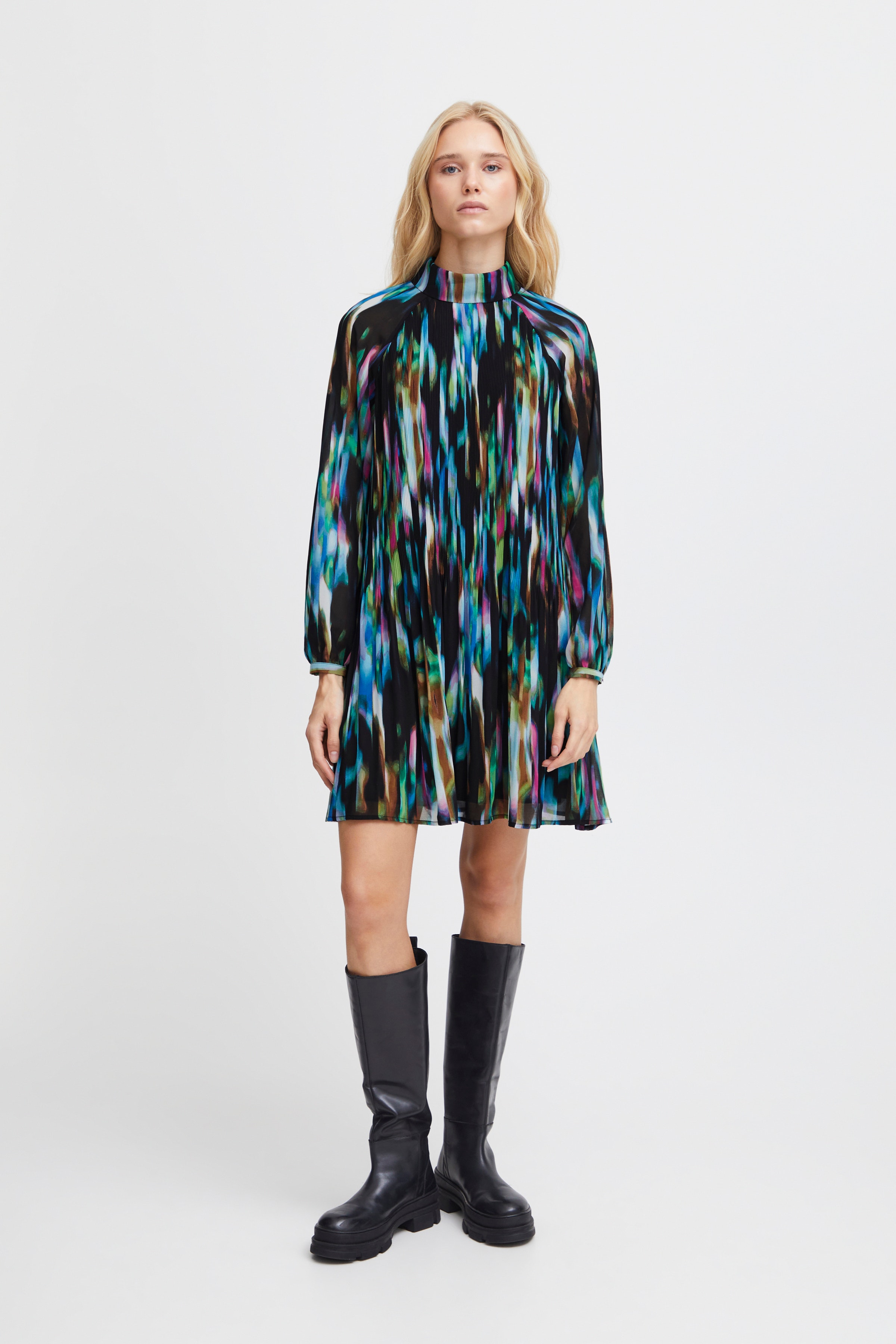 IHIANNI Dress LOOKBOOK FRONT 20120011-202590