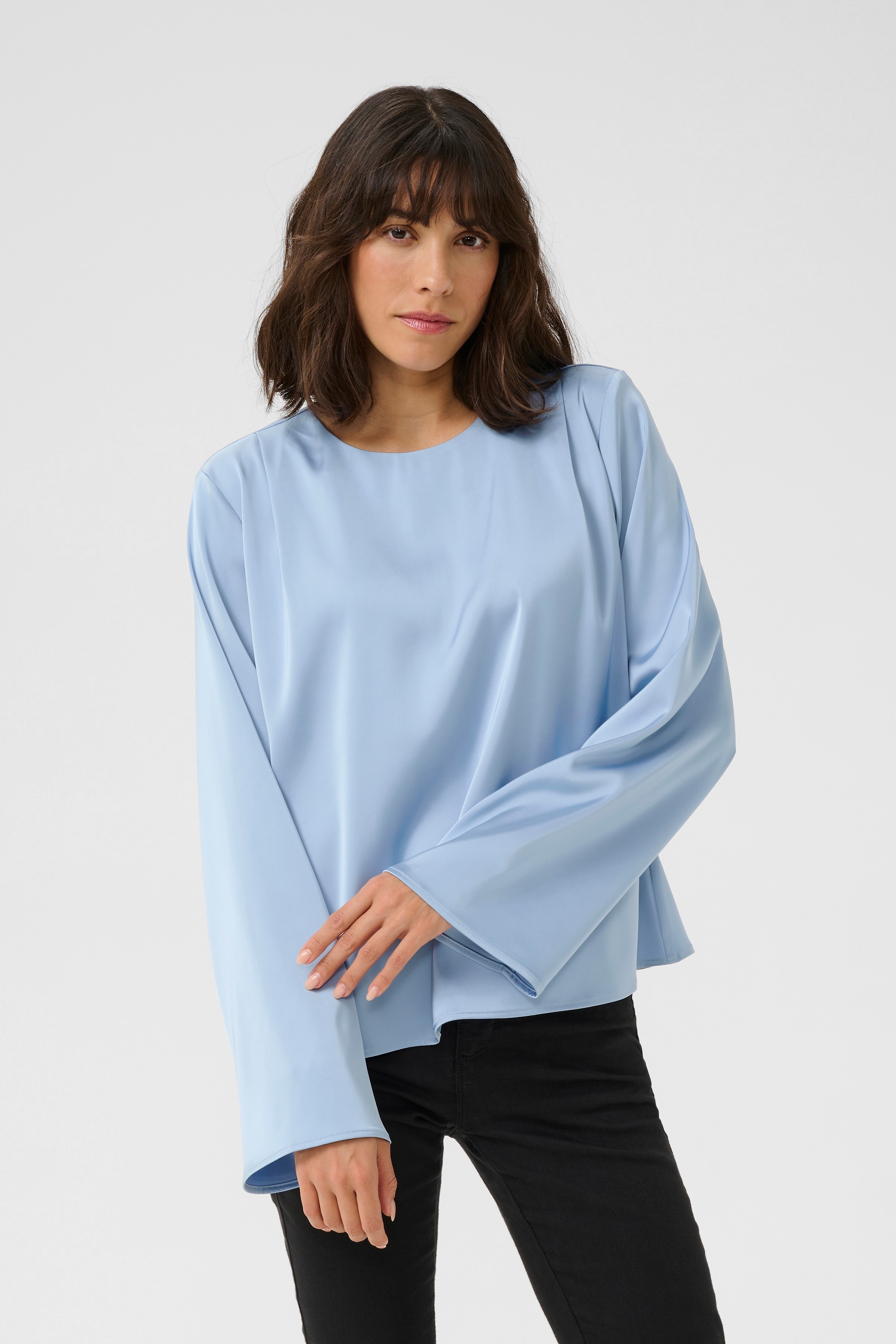 KAhill Bluse LOOKBOOK FRONT 10509687-164016