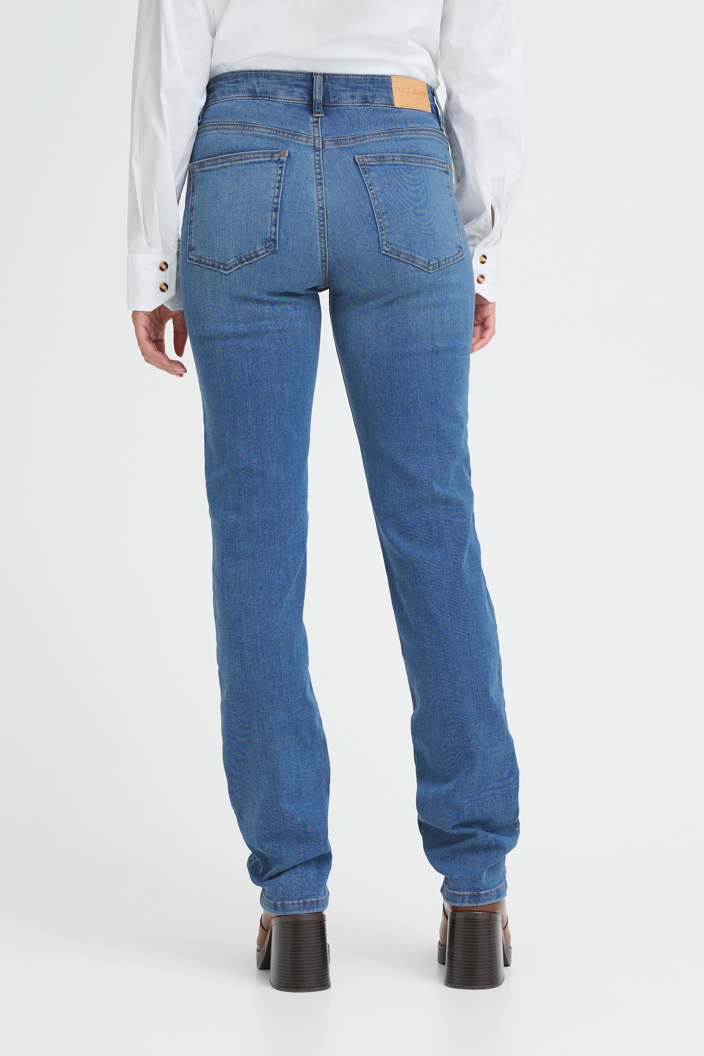 PZEMMA HW Jeans Medium Straight Leg LOOKBOOK BACK 50206336-200005