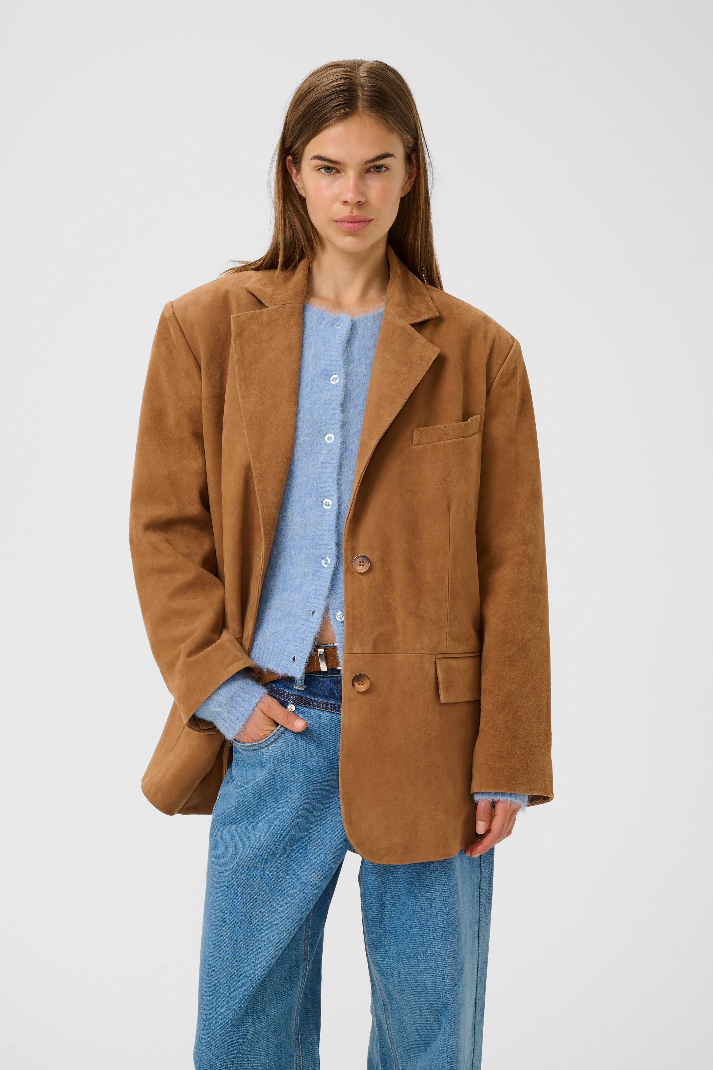 GZcognia Suede blazer LOOKBOOK FRONT 10911002-108998