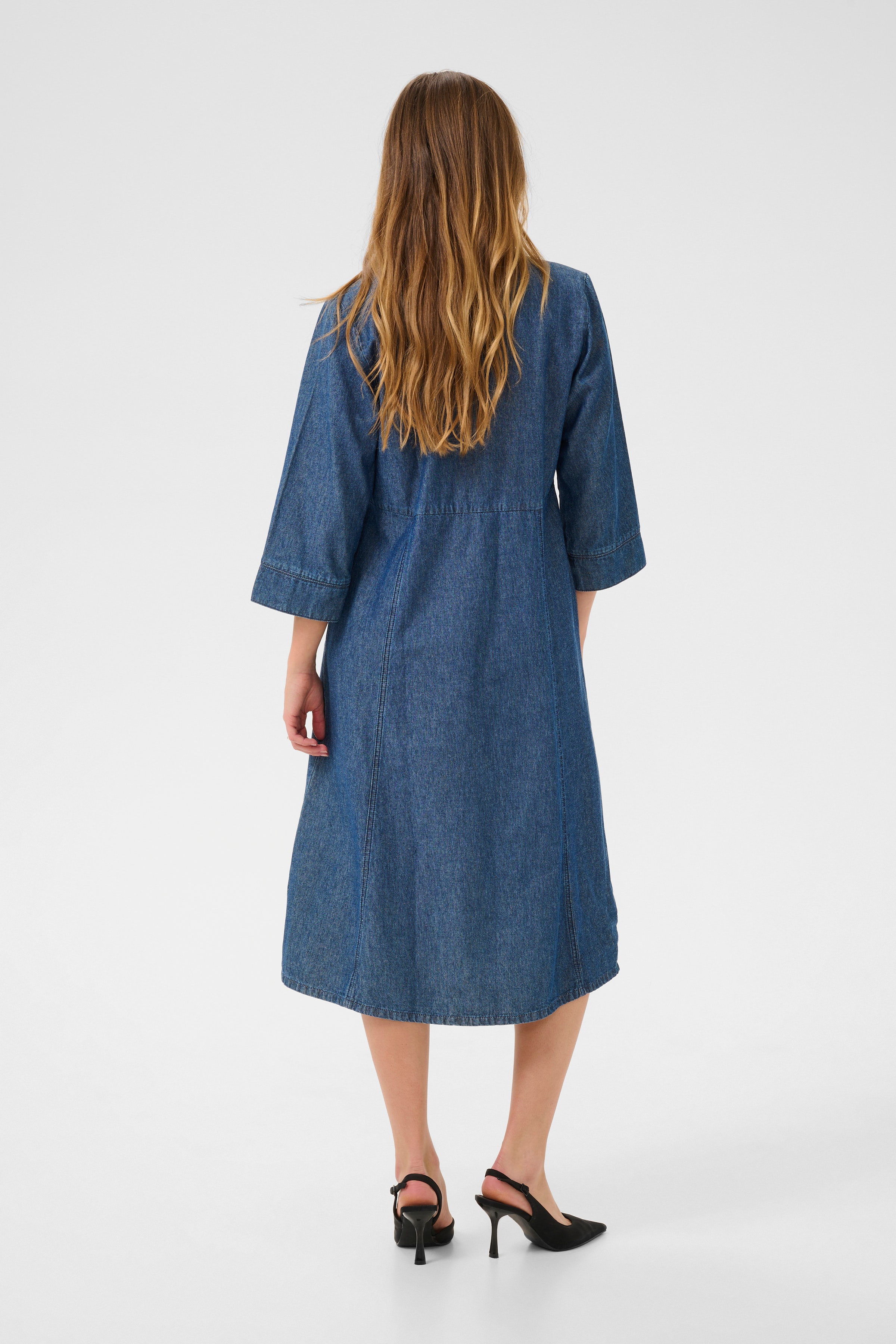 BPalice Kleid LOOKBOOK BACK 10590893-107757B