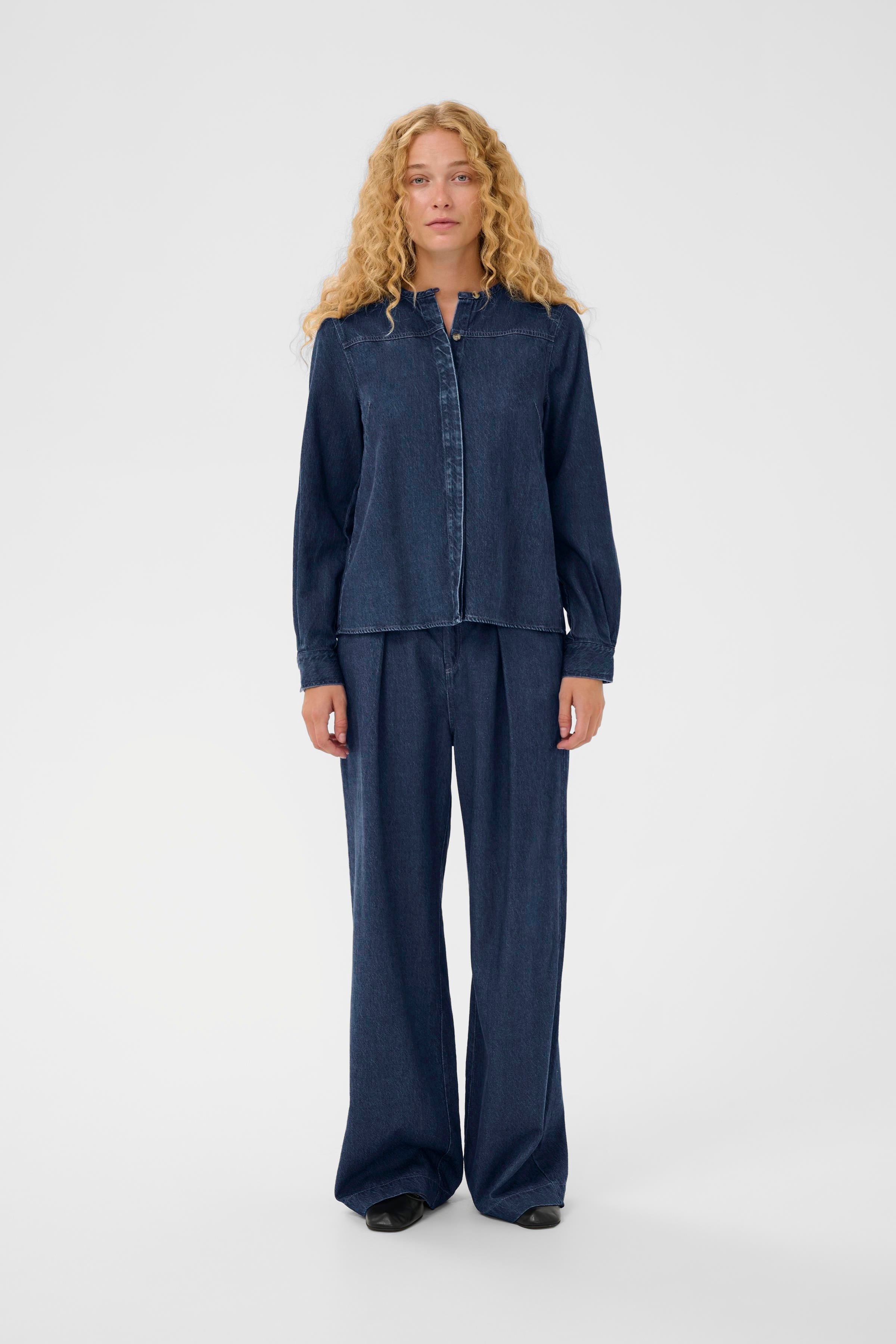 CAROLAIW Skjorta LOOKBOOK FRONT 30112186-194118