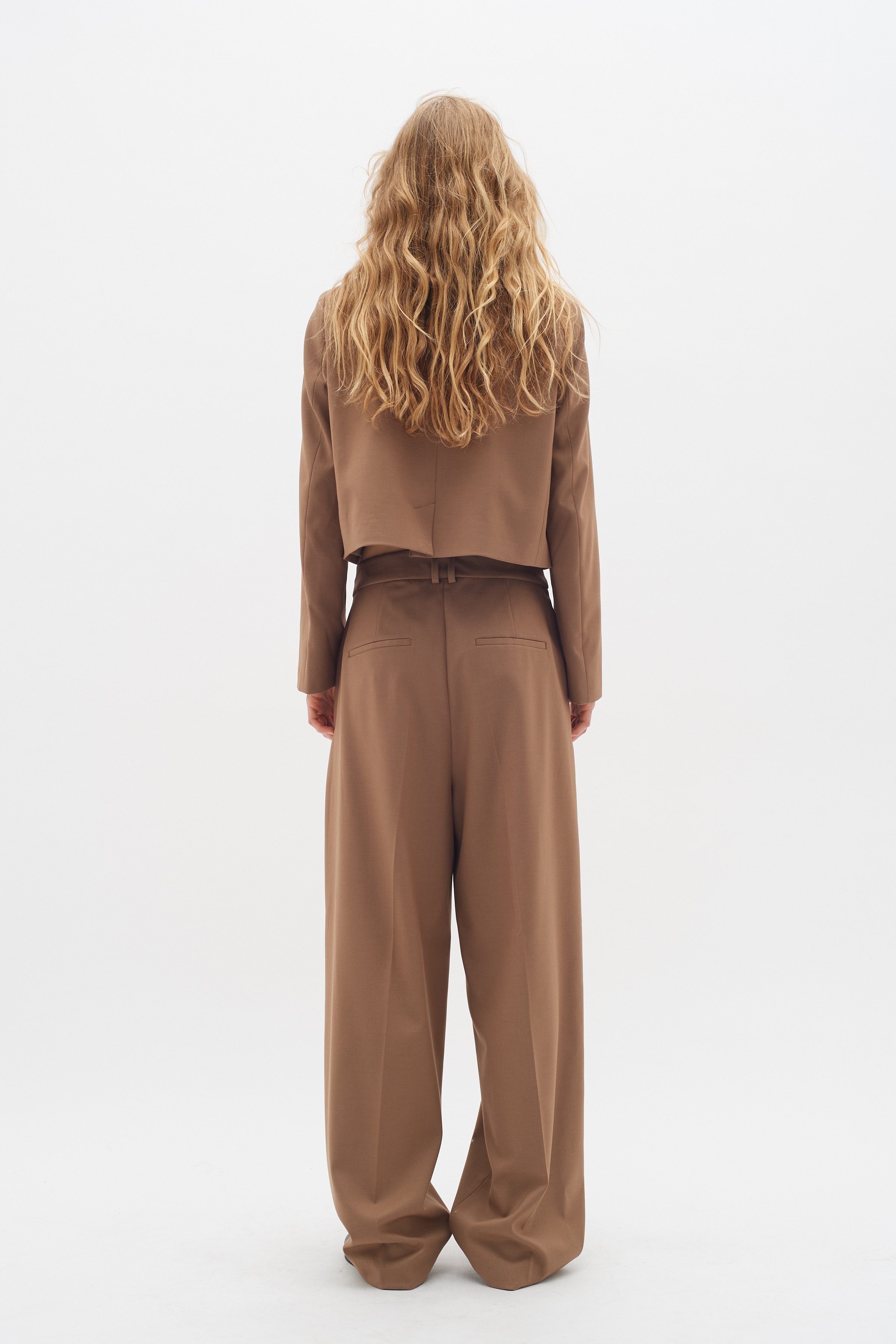 ZaiIW Wide Trousers LOOKBOOK BACK 30109221-300872