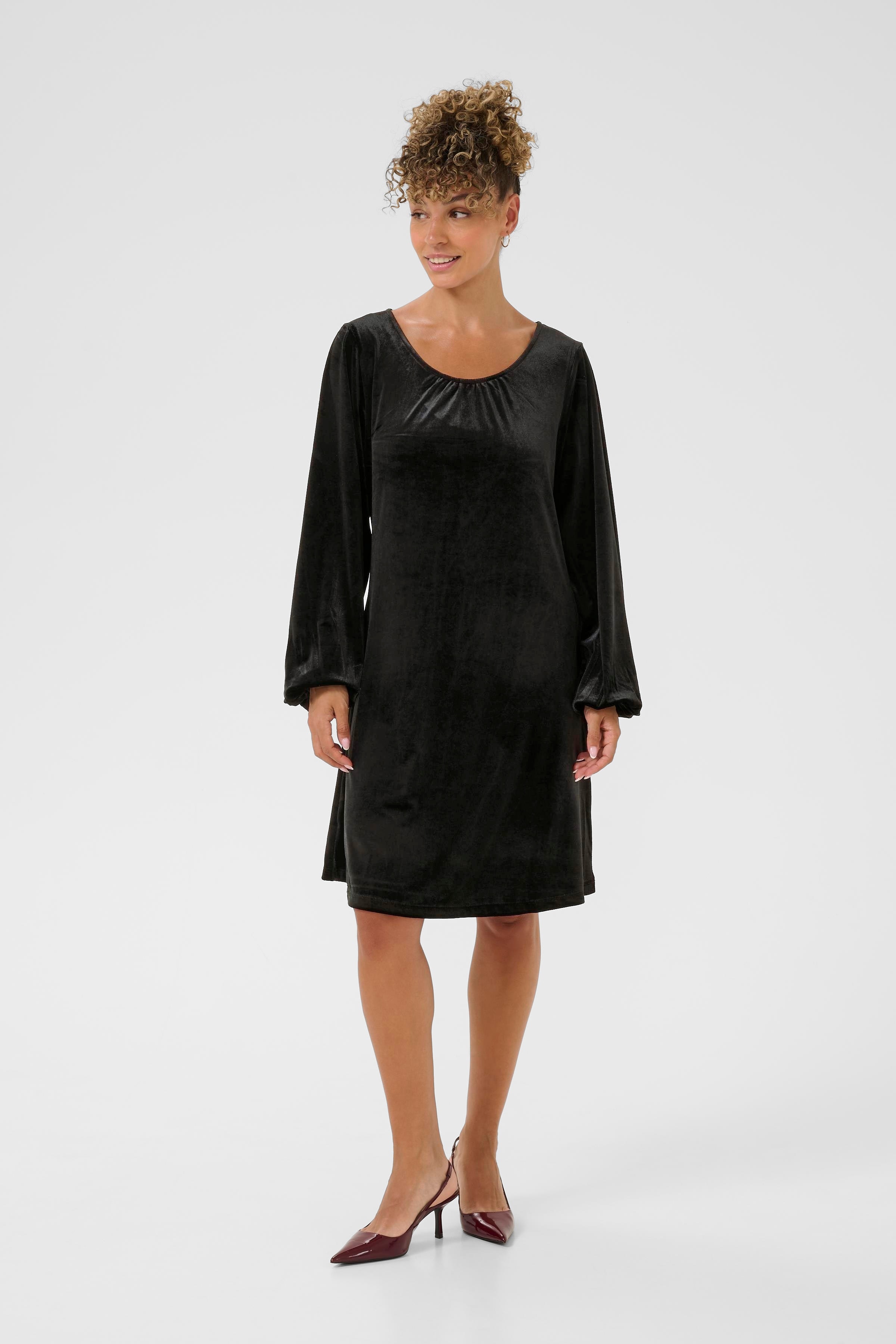 CRFrosty Kleid LOOKBOOK FRONT 10614448-100120