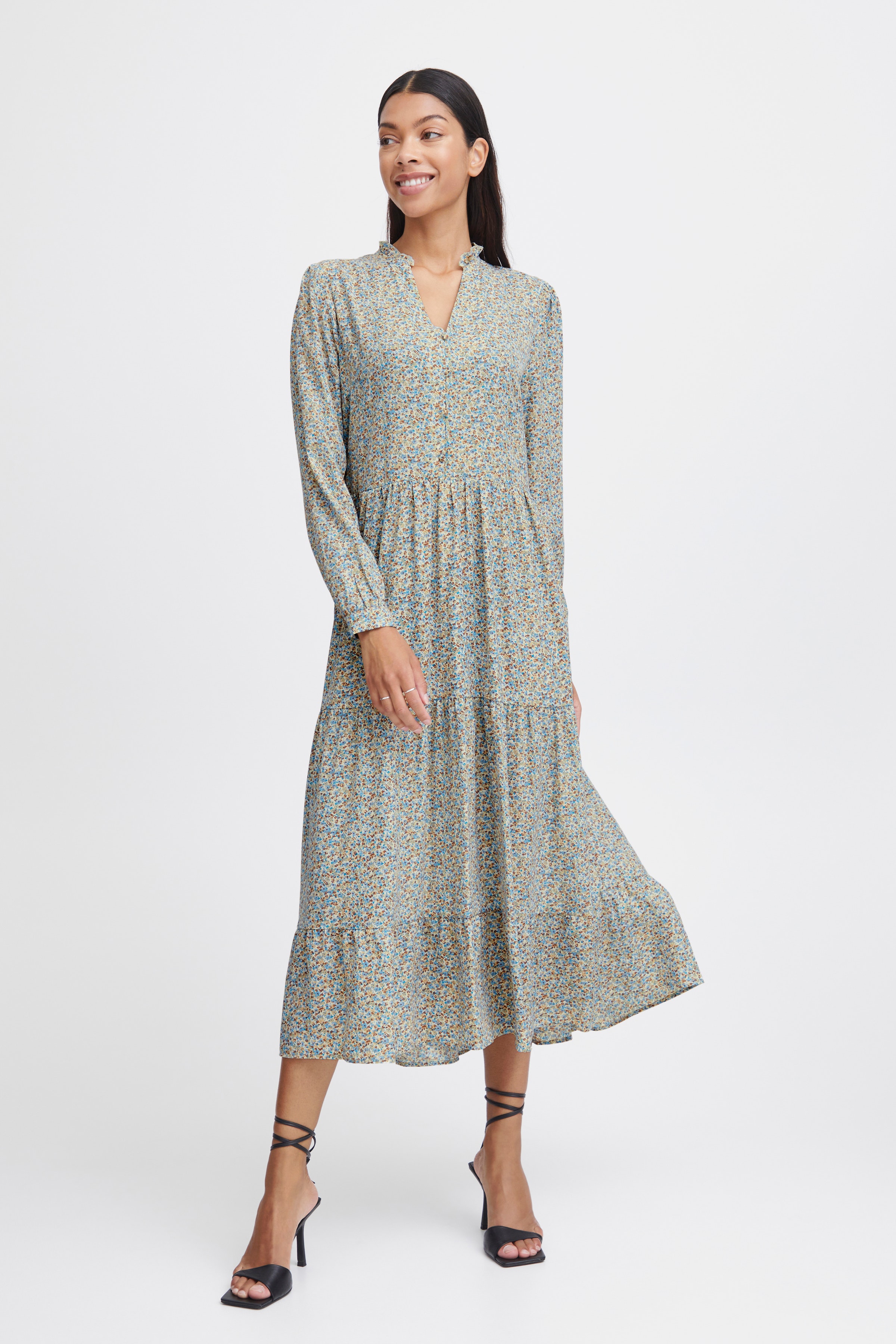 BXITALLA Kjole LOOKBOOK FRONT 20813993-201819