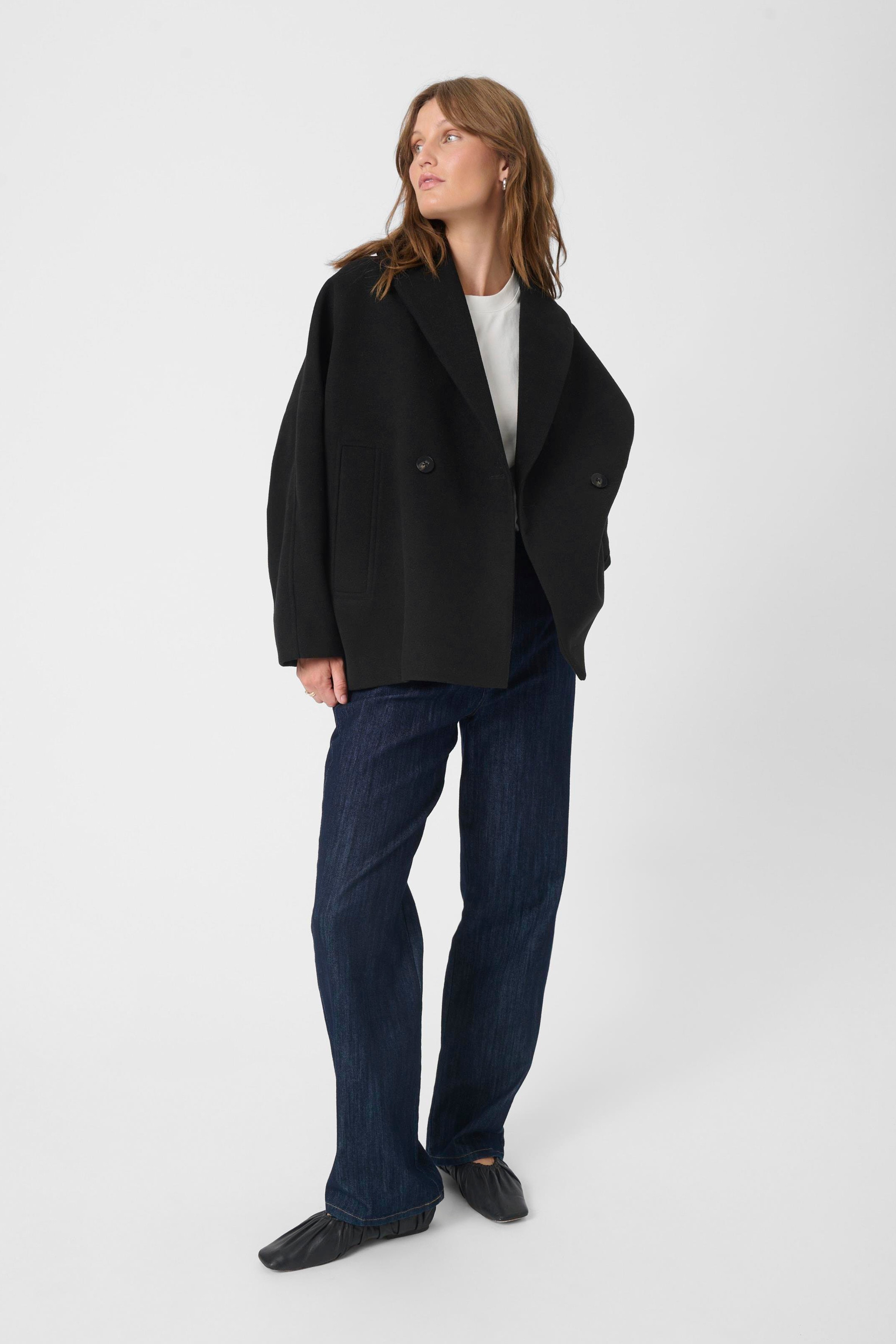 SLRubie Coat LOOKBOOK FRONT 30408269-194008