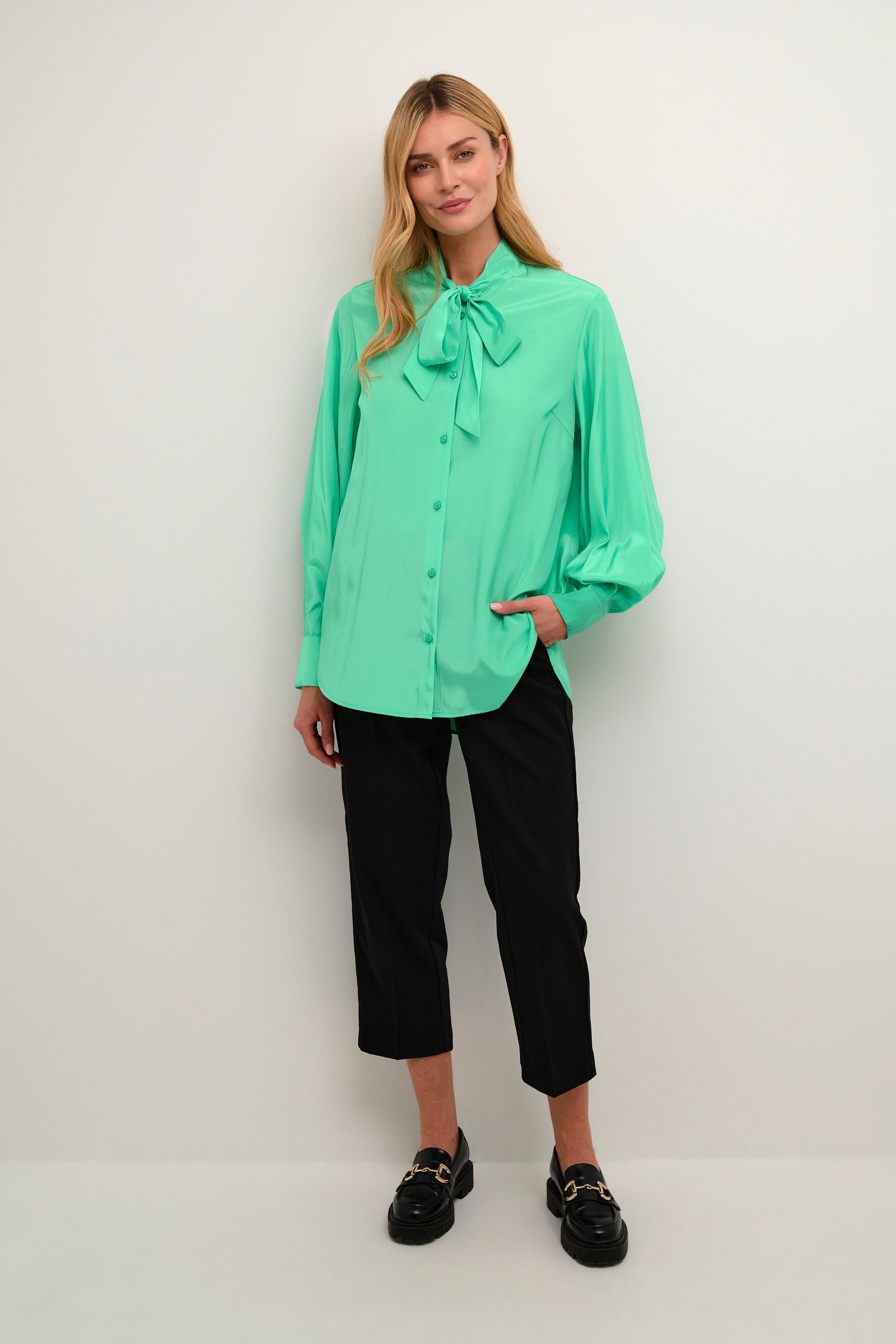 KAloren Shirt LOOKBOOK FRONT 10508188-165825