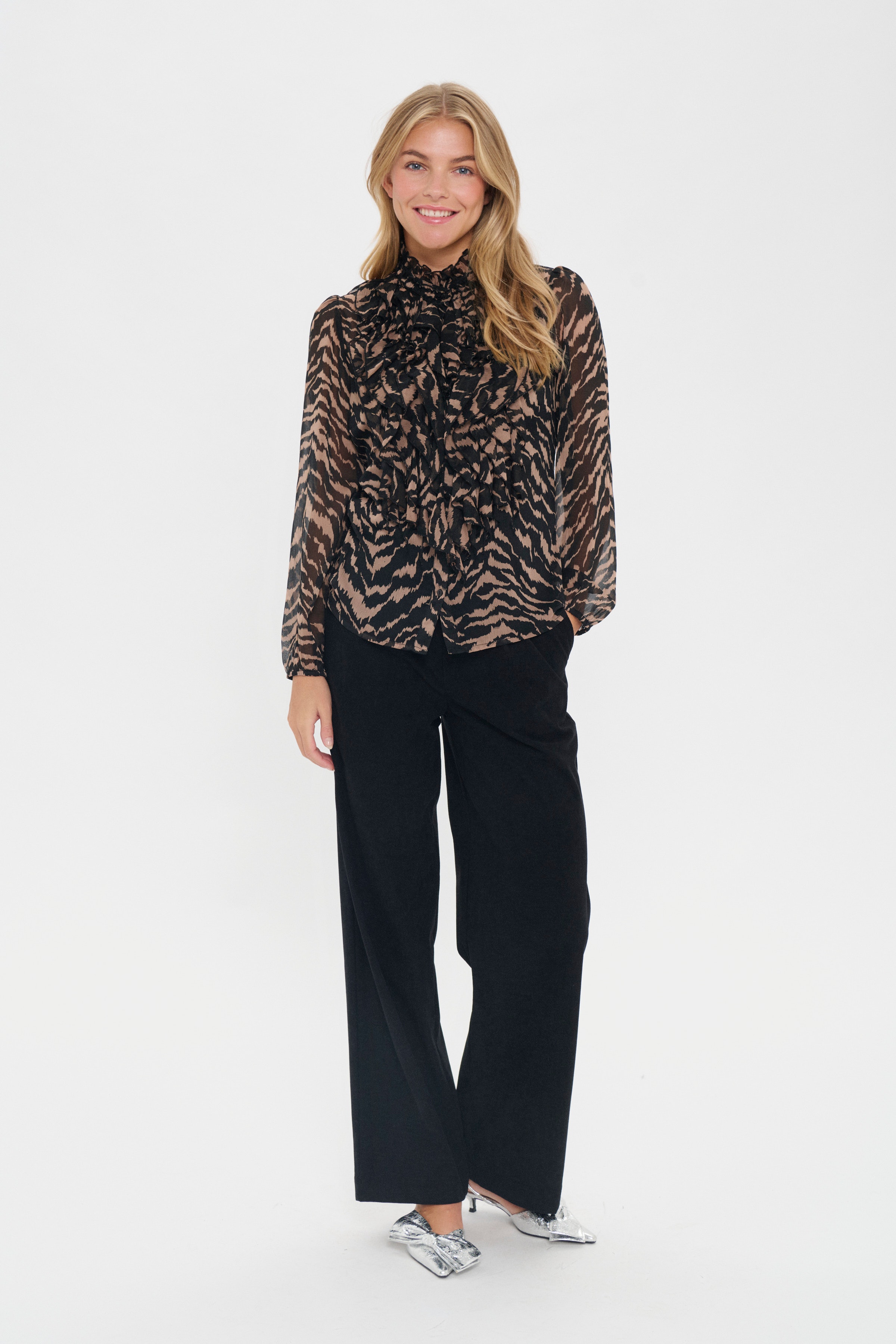 LiljaSZ Skjorte LOOKBOOK FRONT 30512627-304346