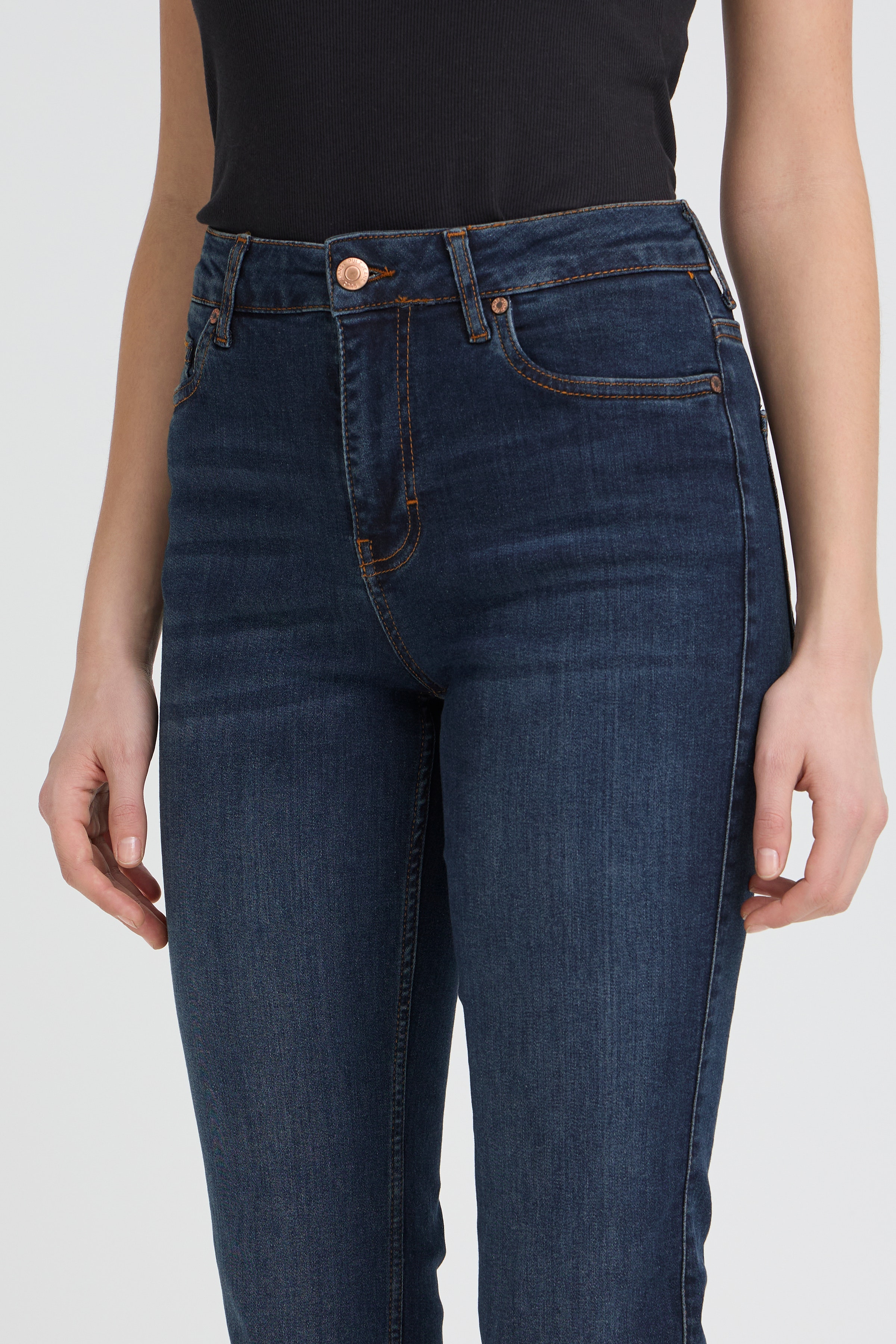 PZEMMA HW Jeans Medium Straight Leg LOOKBOOK DETAIL 50206336-200002