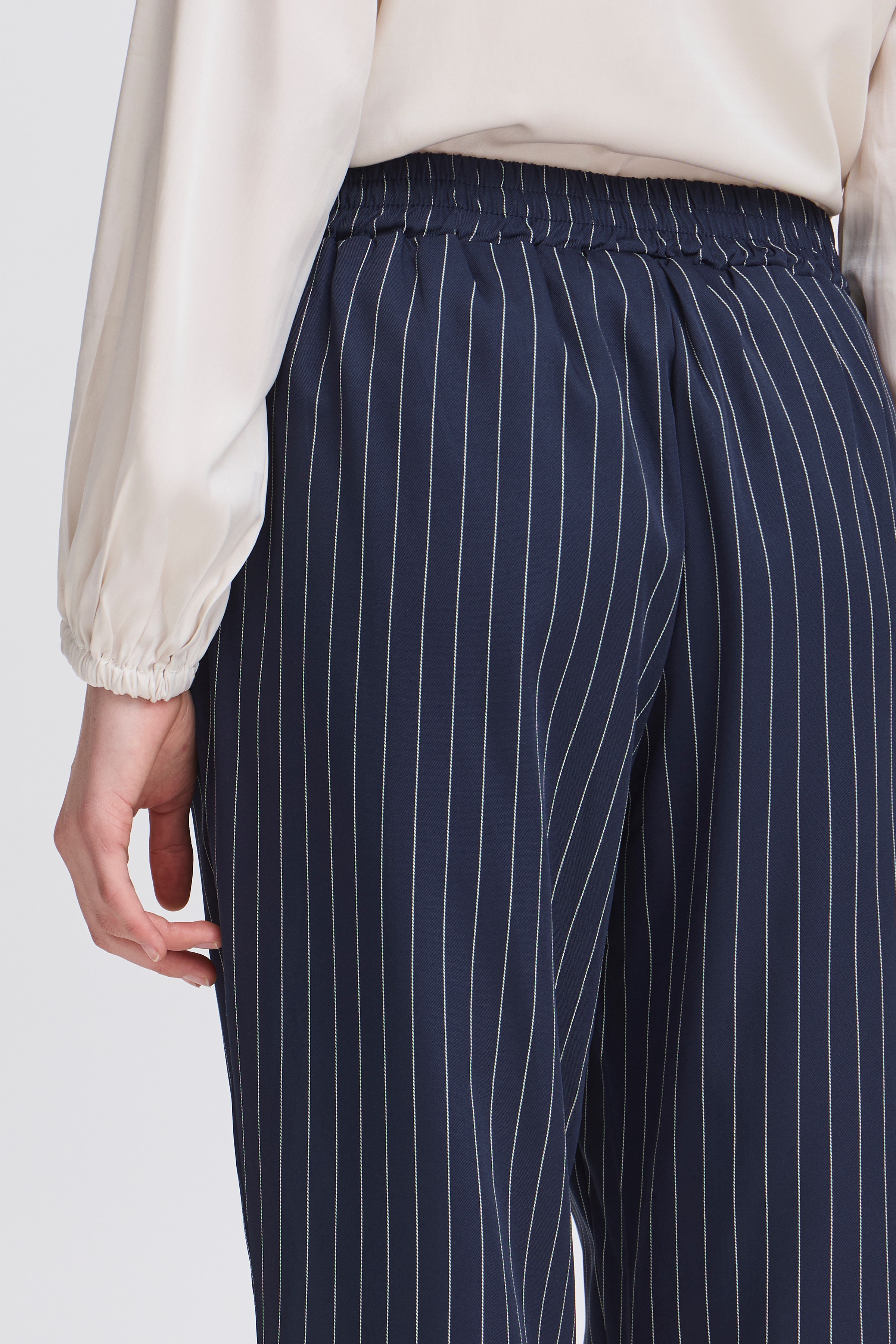 FRPAMILA Hose LOOKBOOK DETAIL 20613802-204817