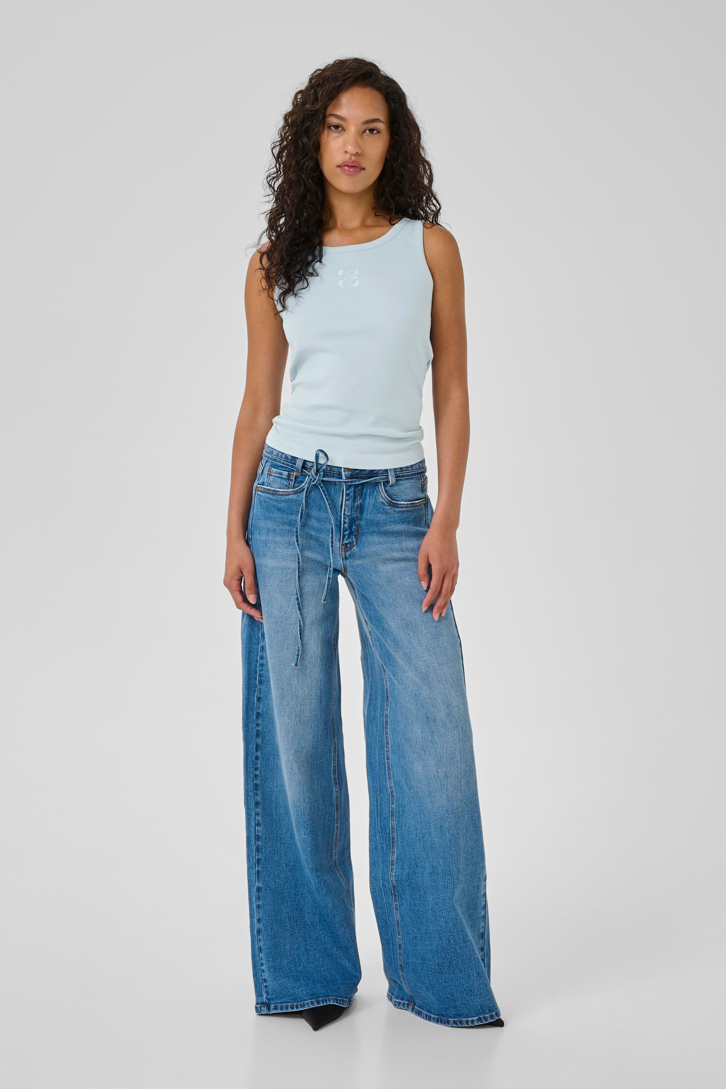 MandyMW Logo Top LOOKBOOK FRONT 10704858-144206