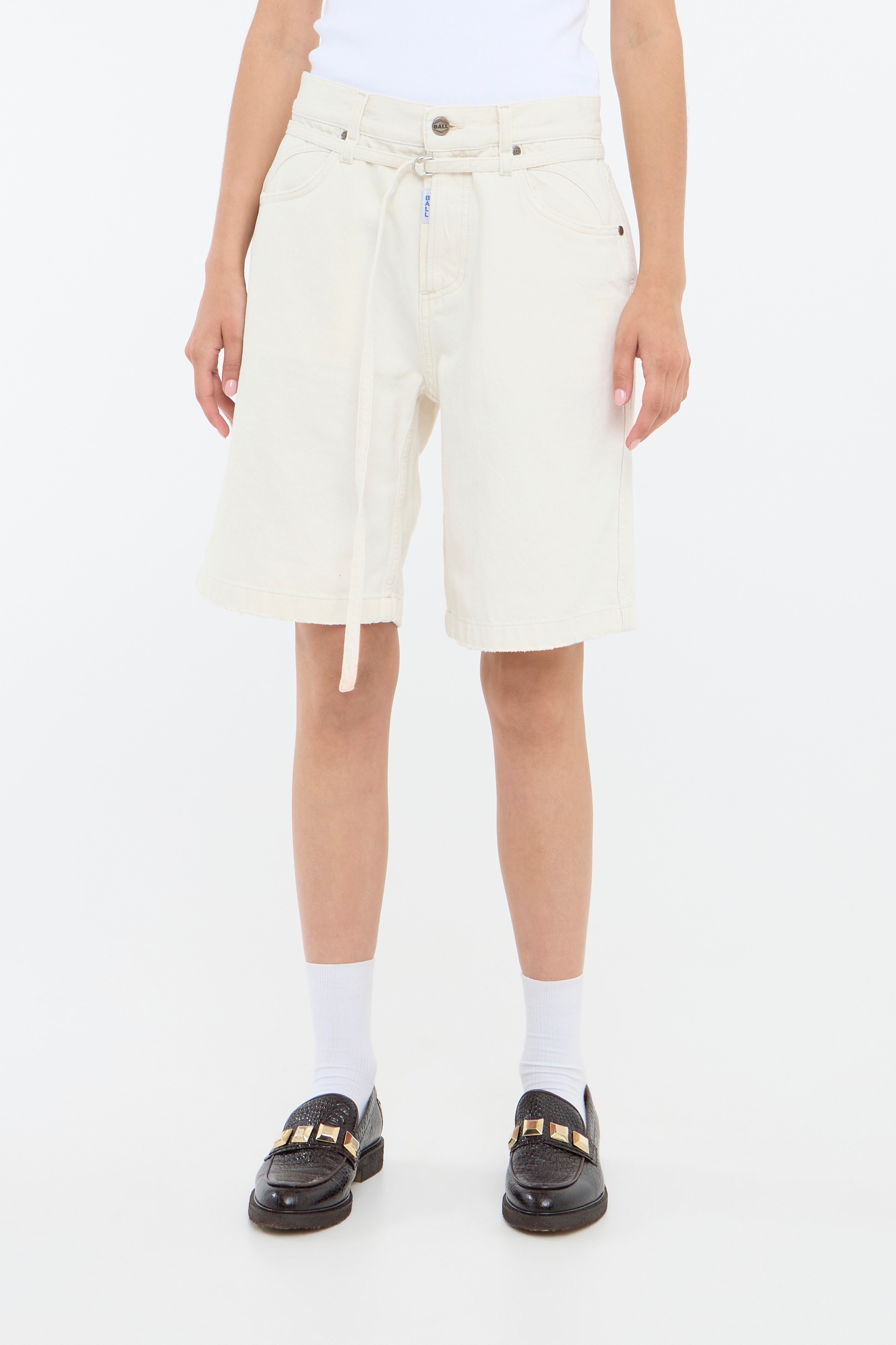 BALUCIA Shorts LOOKBOOK FRONT 50405230-130905