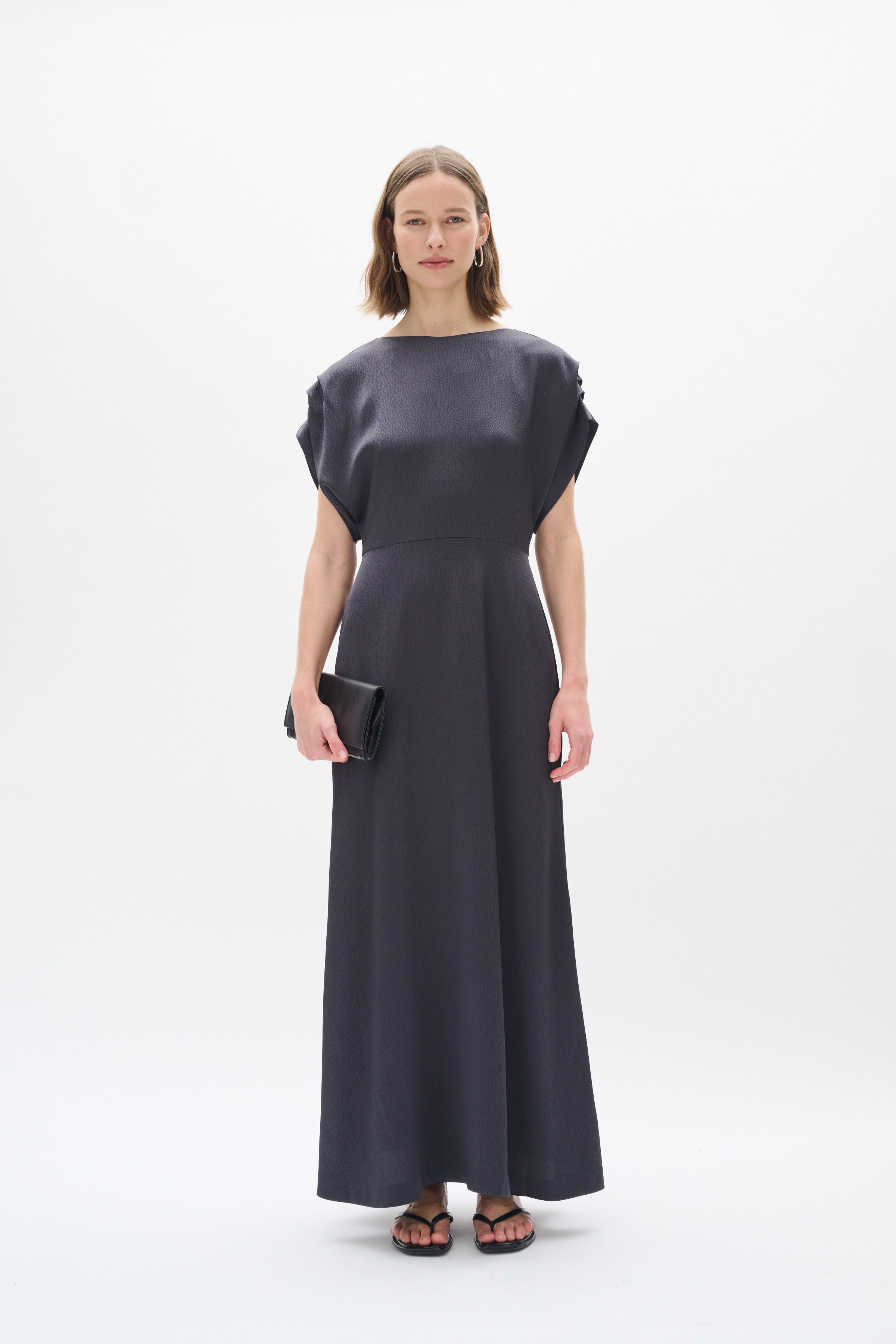 DakariIW Kjole LOOKBOOK FRONT 30110837-193908