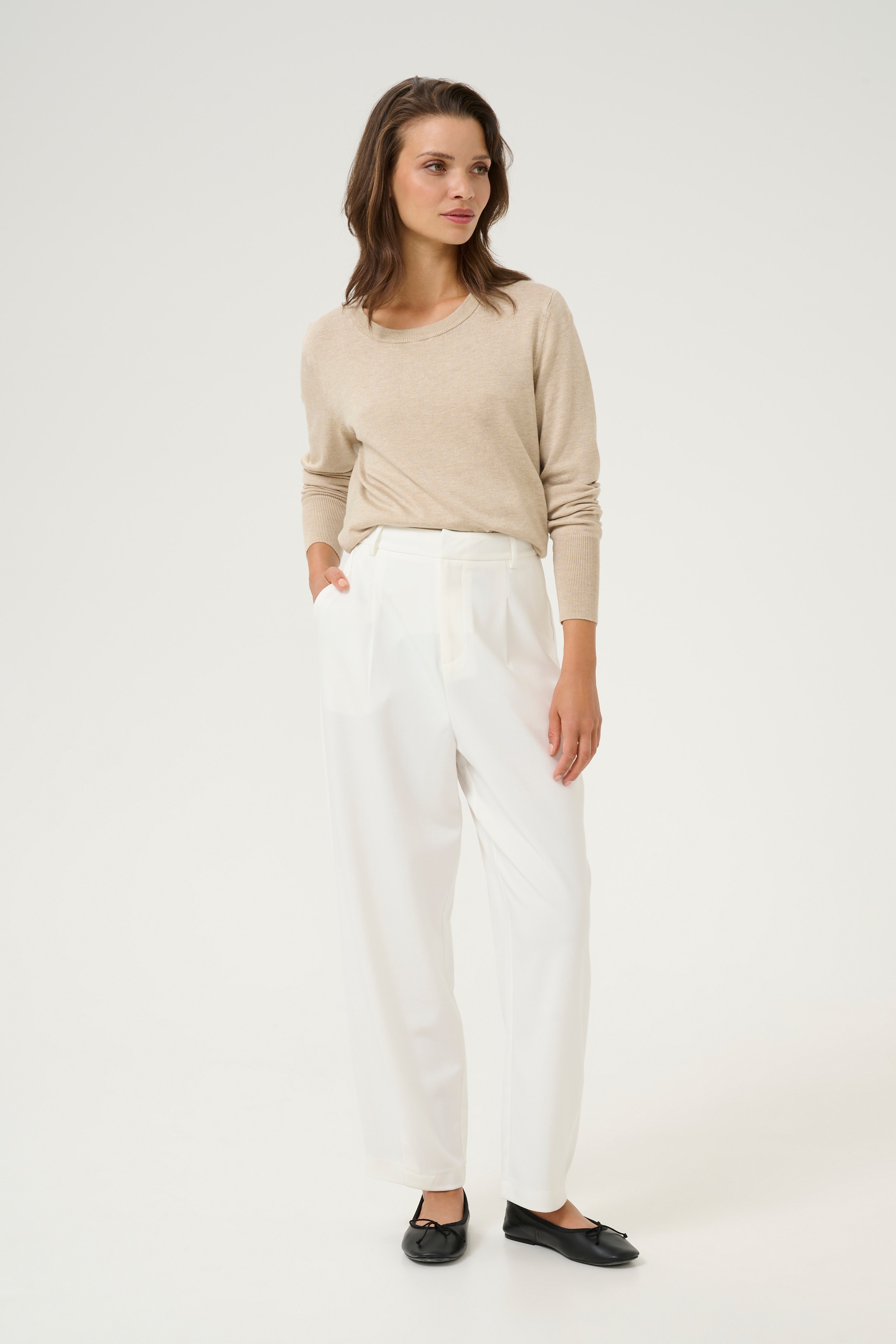 KAmerle Trousers LOOKBOOK FRONT 10504769-110602
