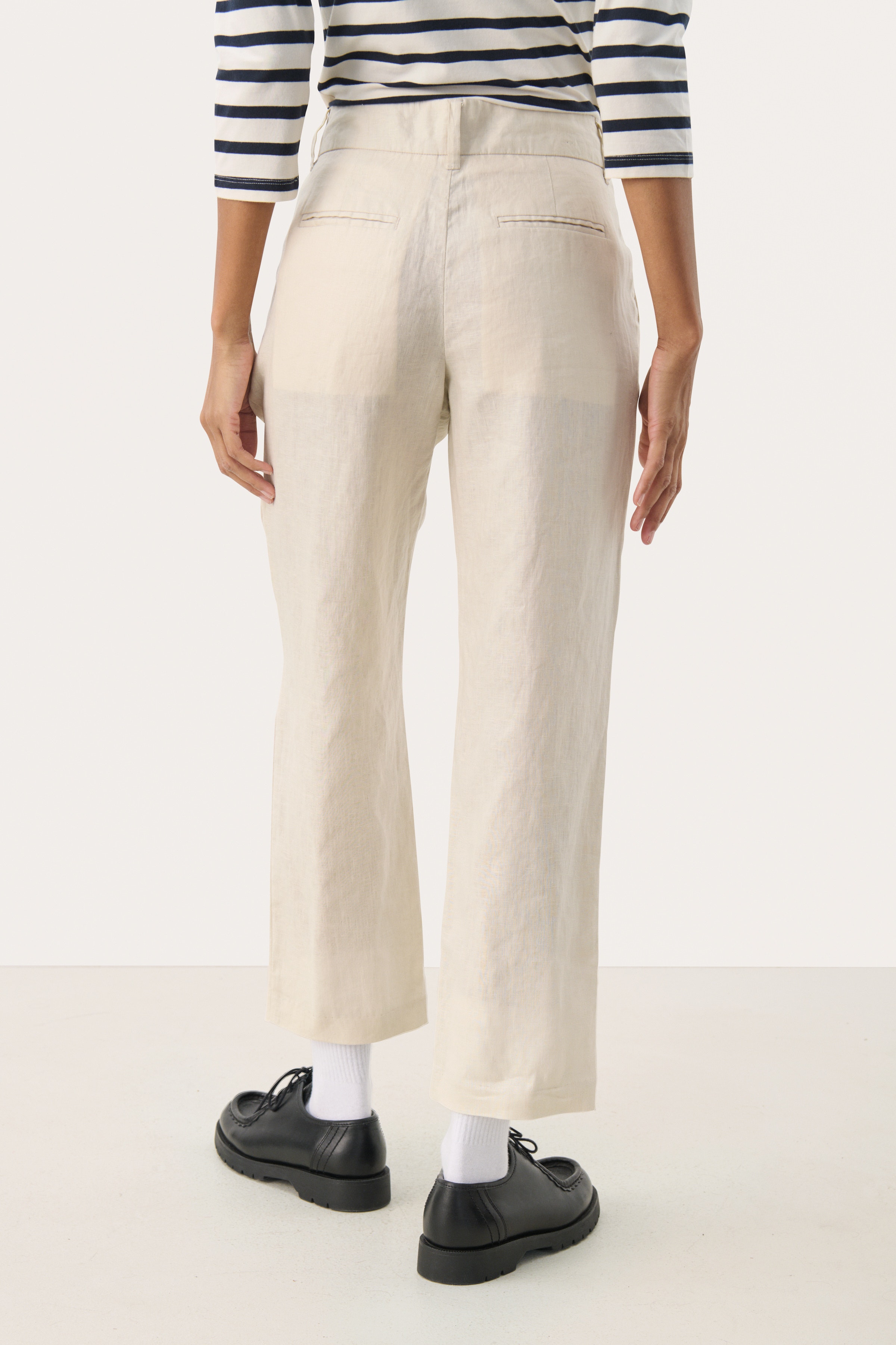 SoffePW Linen Trousers LOOKBOOK BACK 30309389-130400