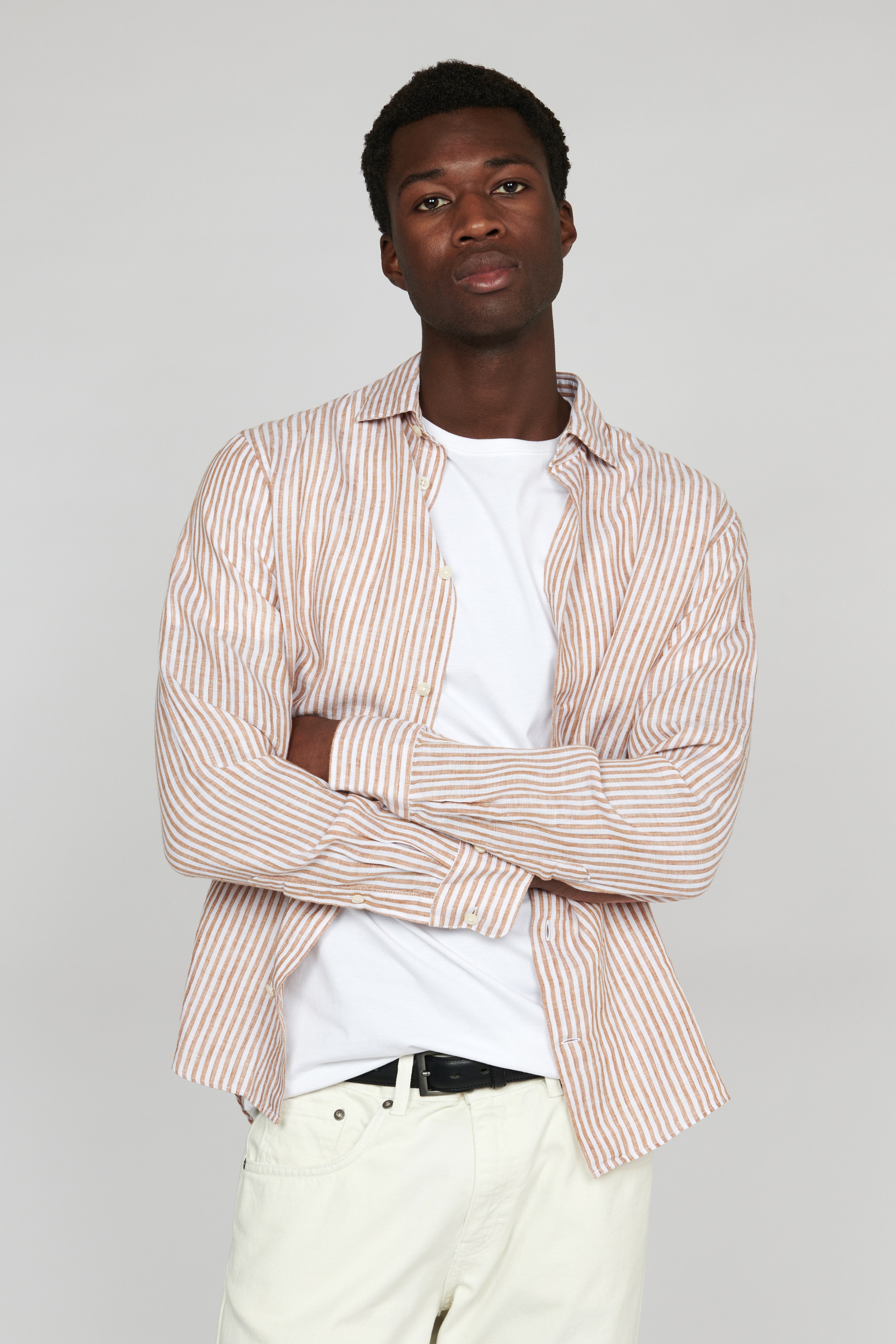 MAmarc Linen Shirt LOOKBOOK FRONT 30207239-171128