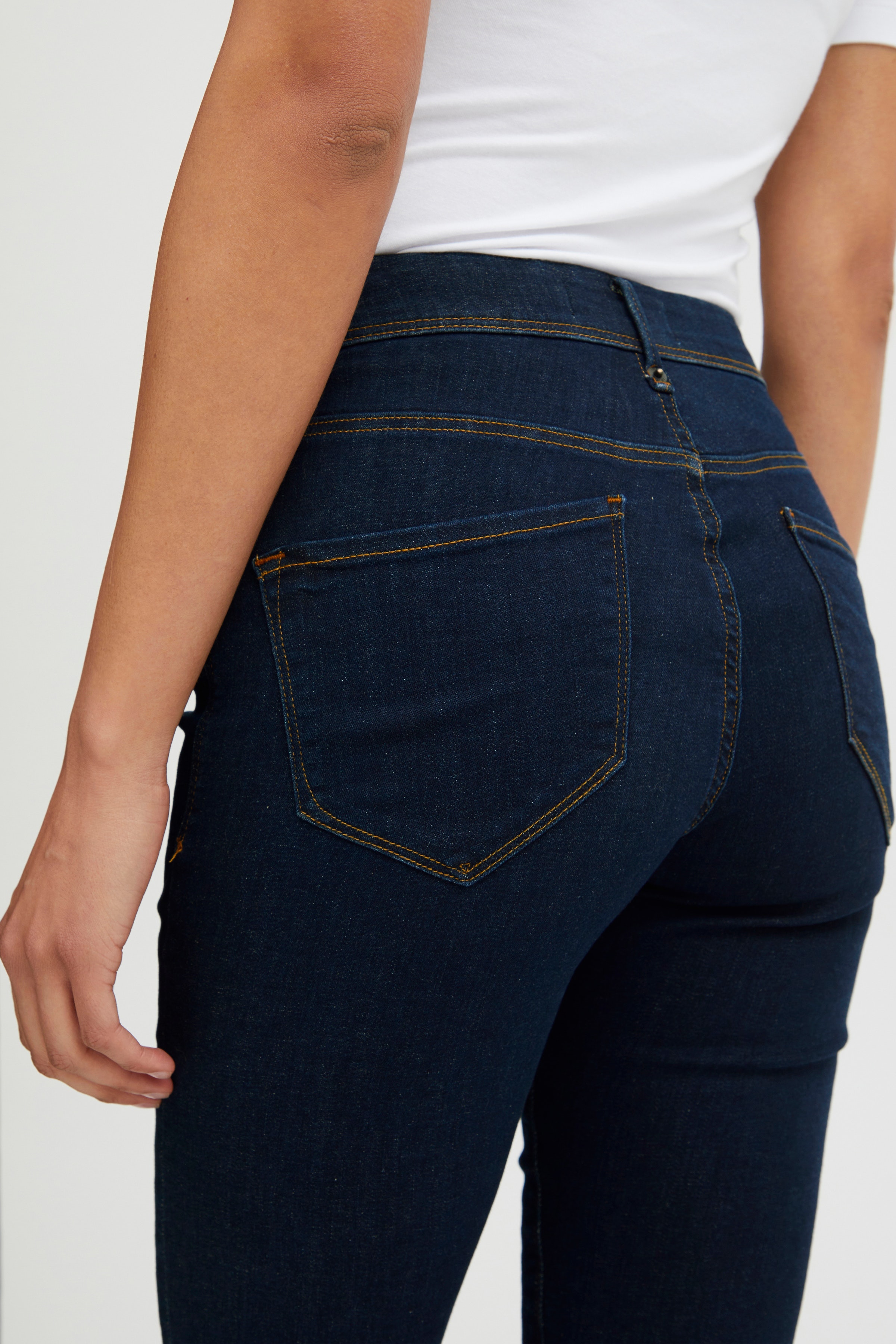 IHERIN Jeans LOOKBOOK DETAIL 102036-19038