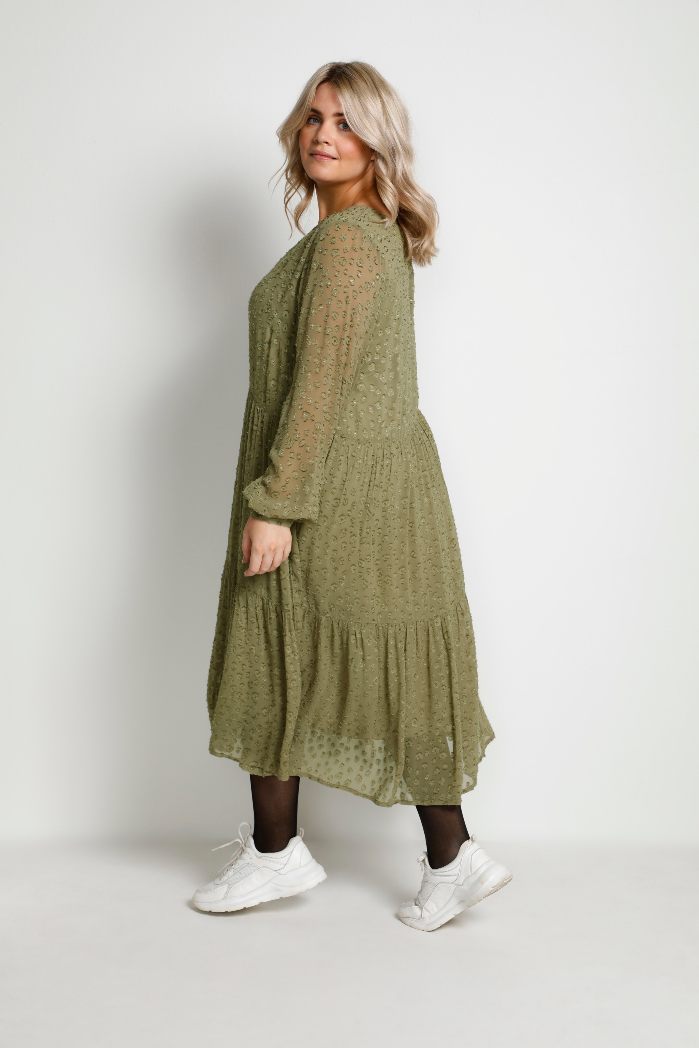 KCclara Klänning LOOKBOOK BACK 10580975-170618