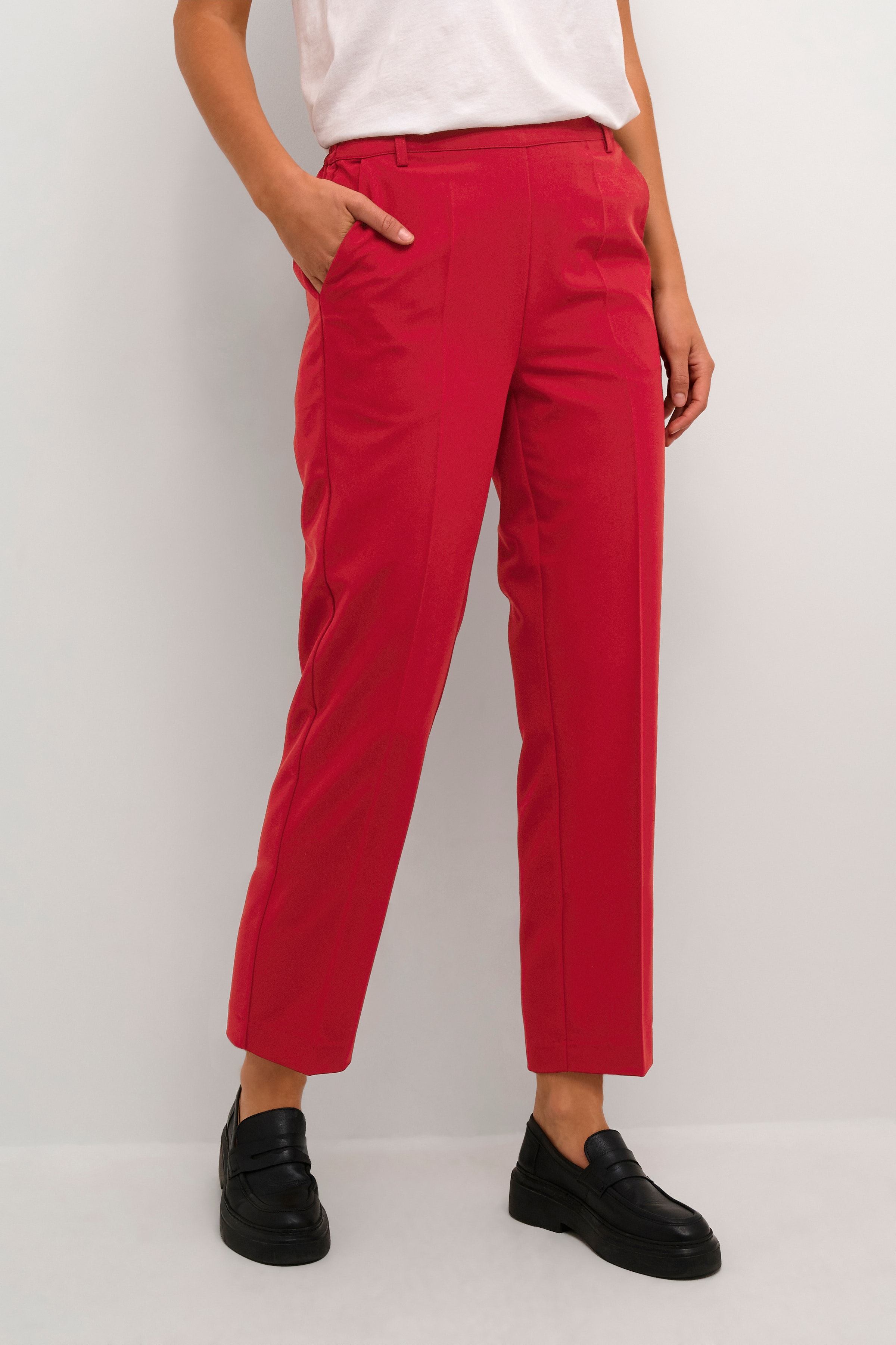 KAsakura Trousers LOOKBOOK FRONT 10506127-191531