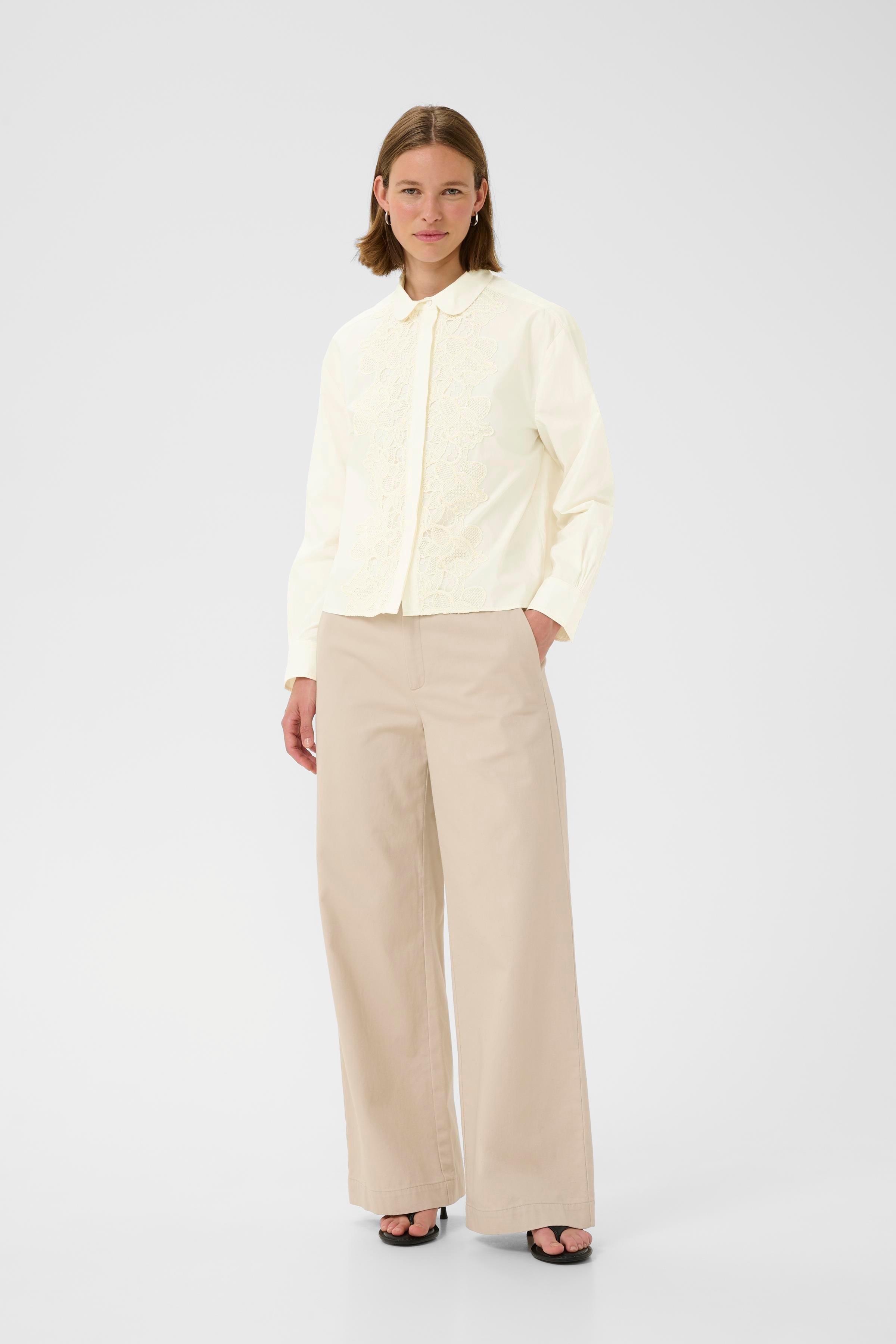 AimeeIW Cropped Skjorte LOOKBOOK FRONT 30110877-110701