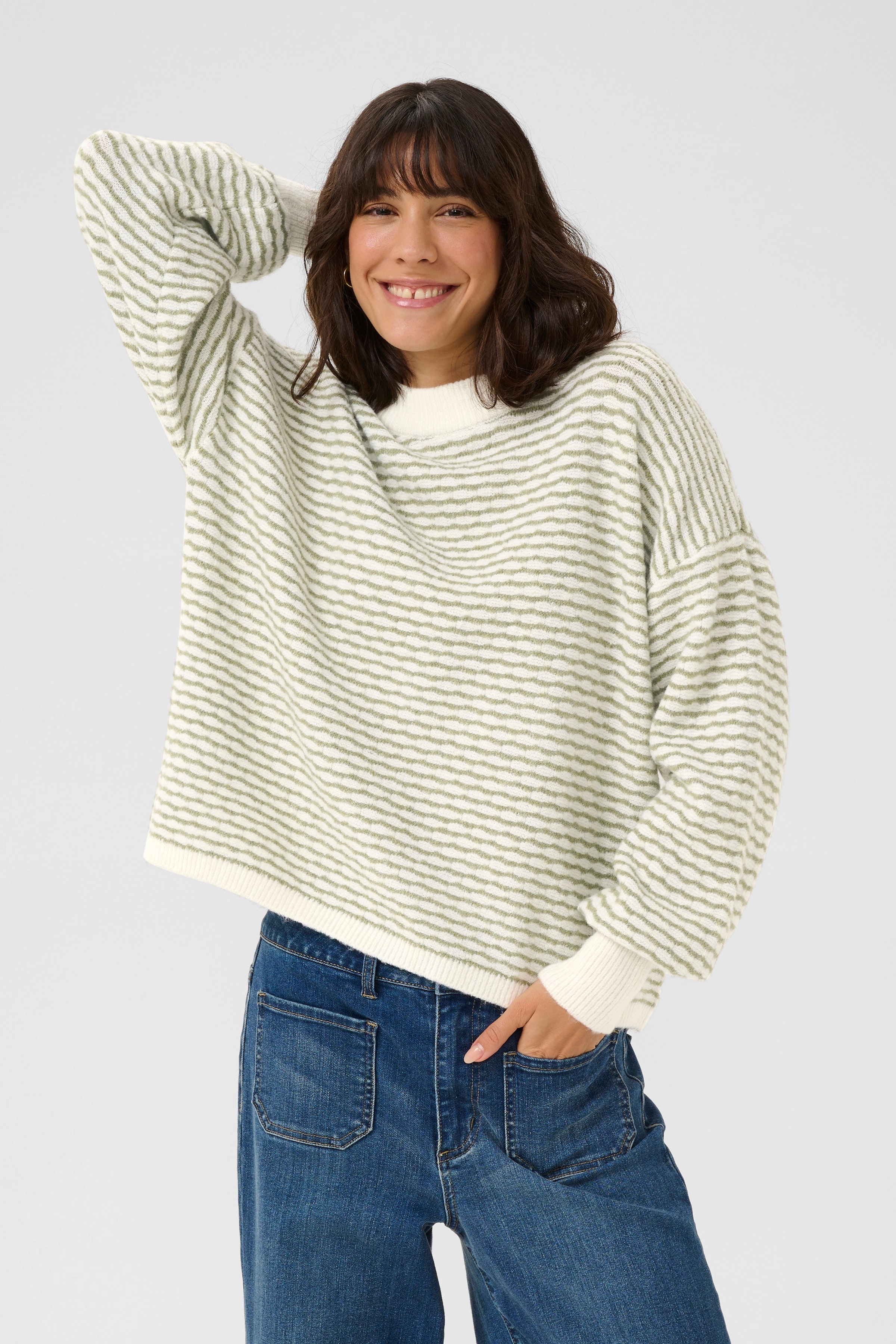 KAellery Pullover LOOKBOOK FRONT 10509032-108049