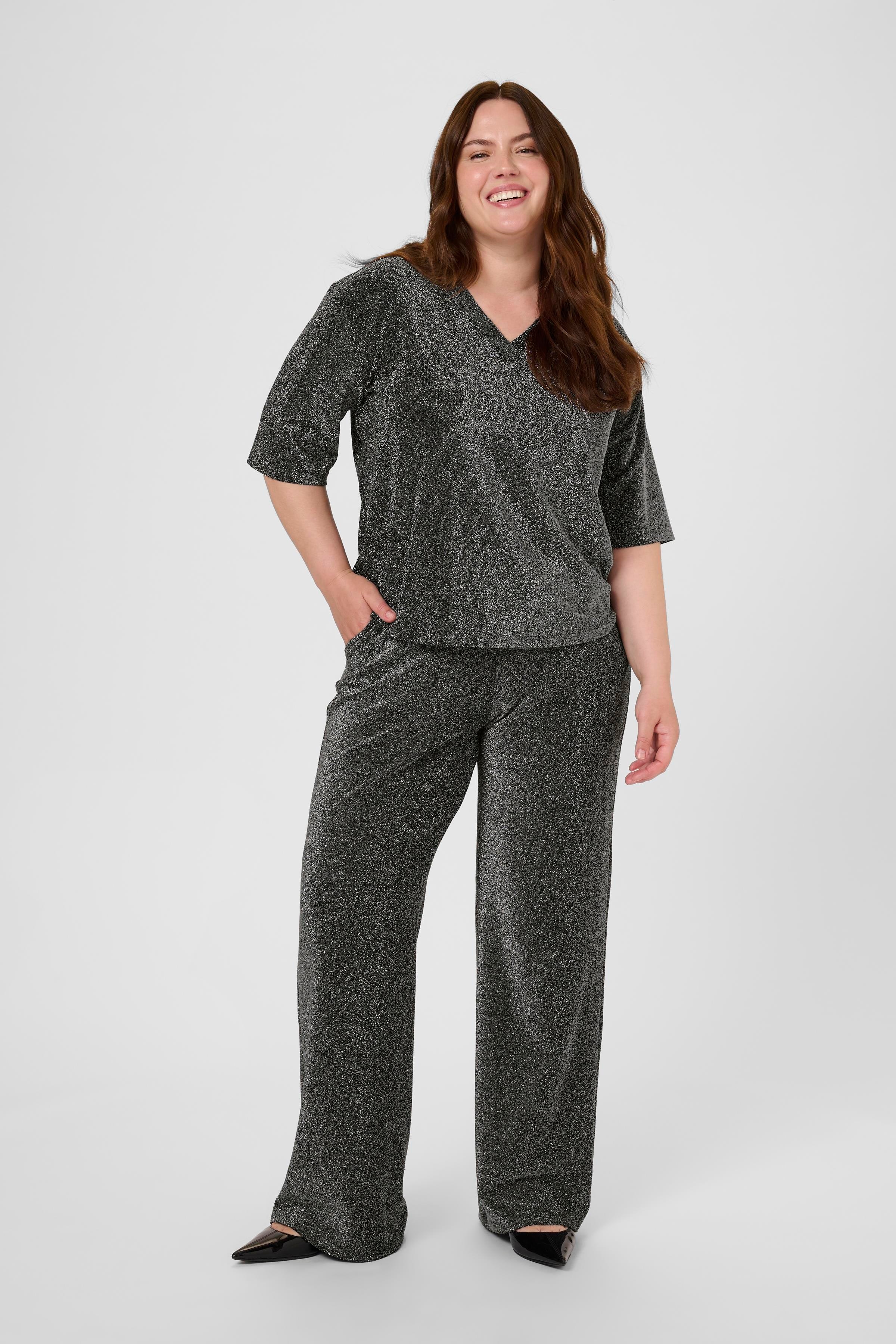 KCriana Hose LOOKBOOK FRONT 10583789-108581
