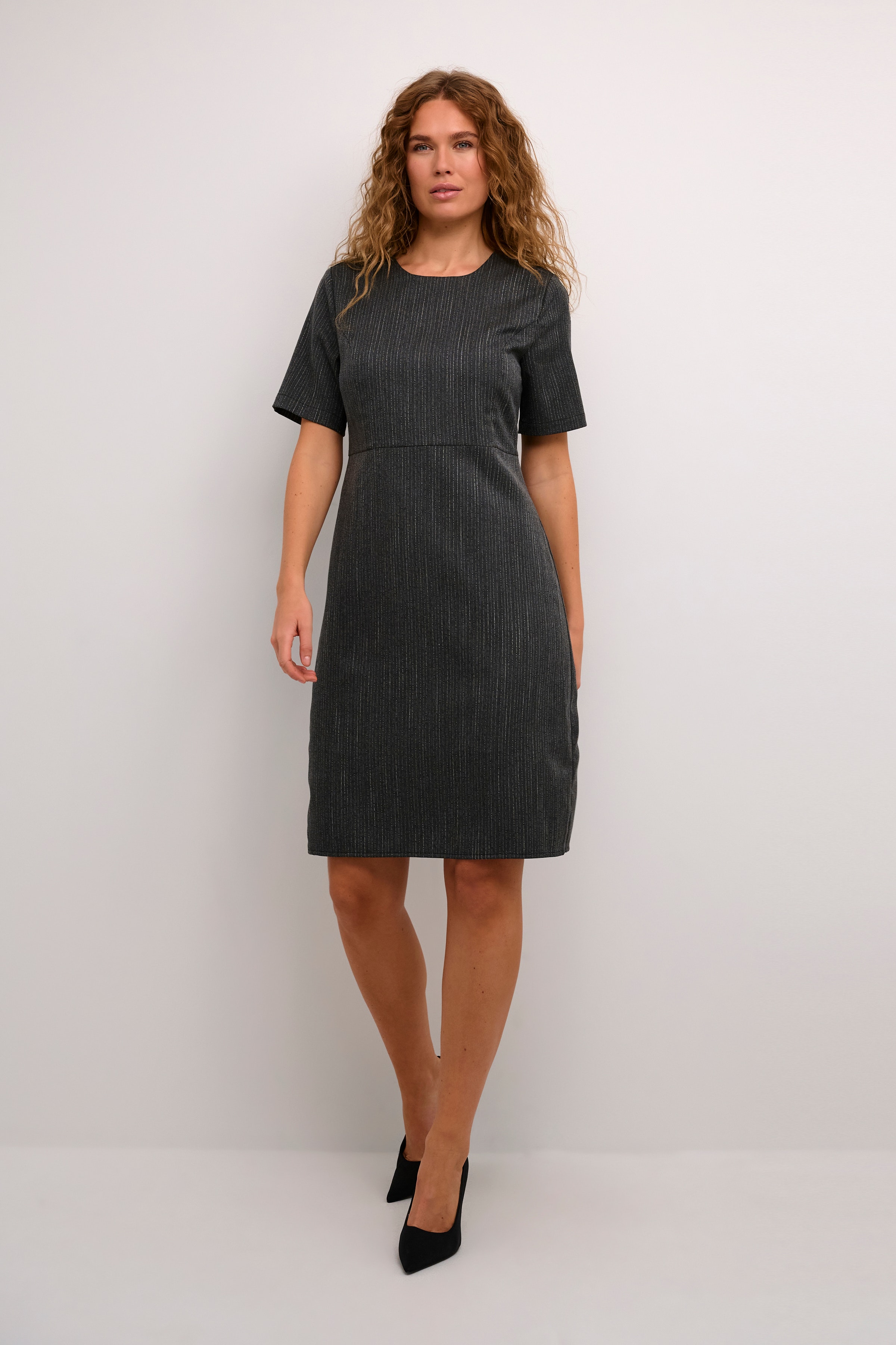 KAvilda Robe LOOKBOOK FRONT 10509187-106584