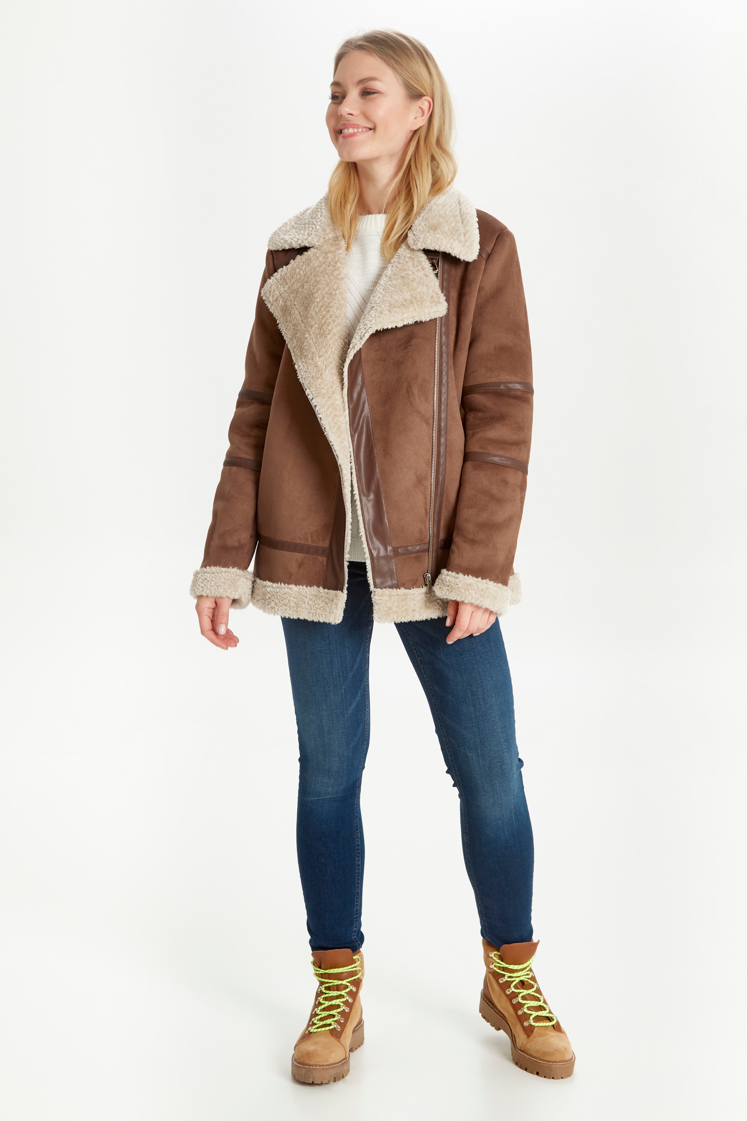 BYAria Jacket LOOKBOOK FRONT 20806303-80237