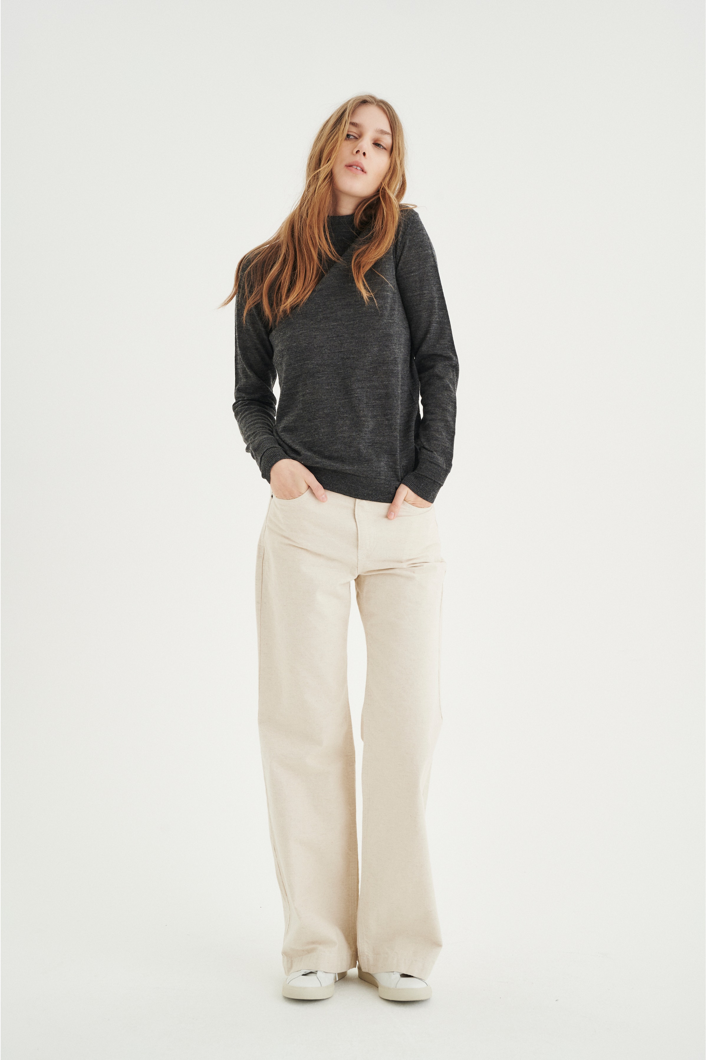 NoraIW Pullover LOOKBOOK FRONT 30104208-10085