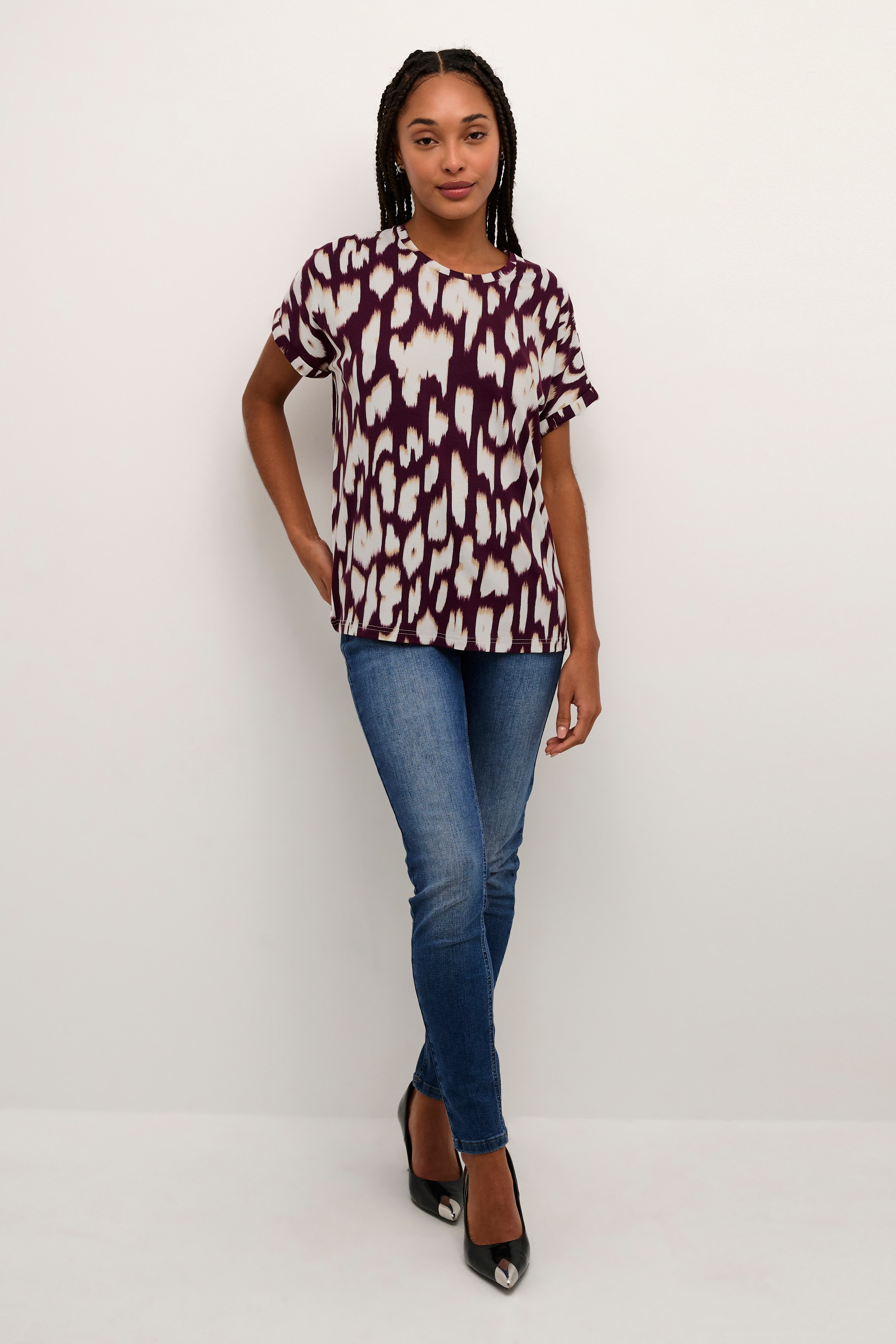 BPemily T-shirt LOOKBOOK FRONT 10590536-105049B