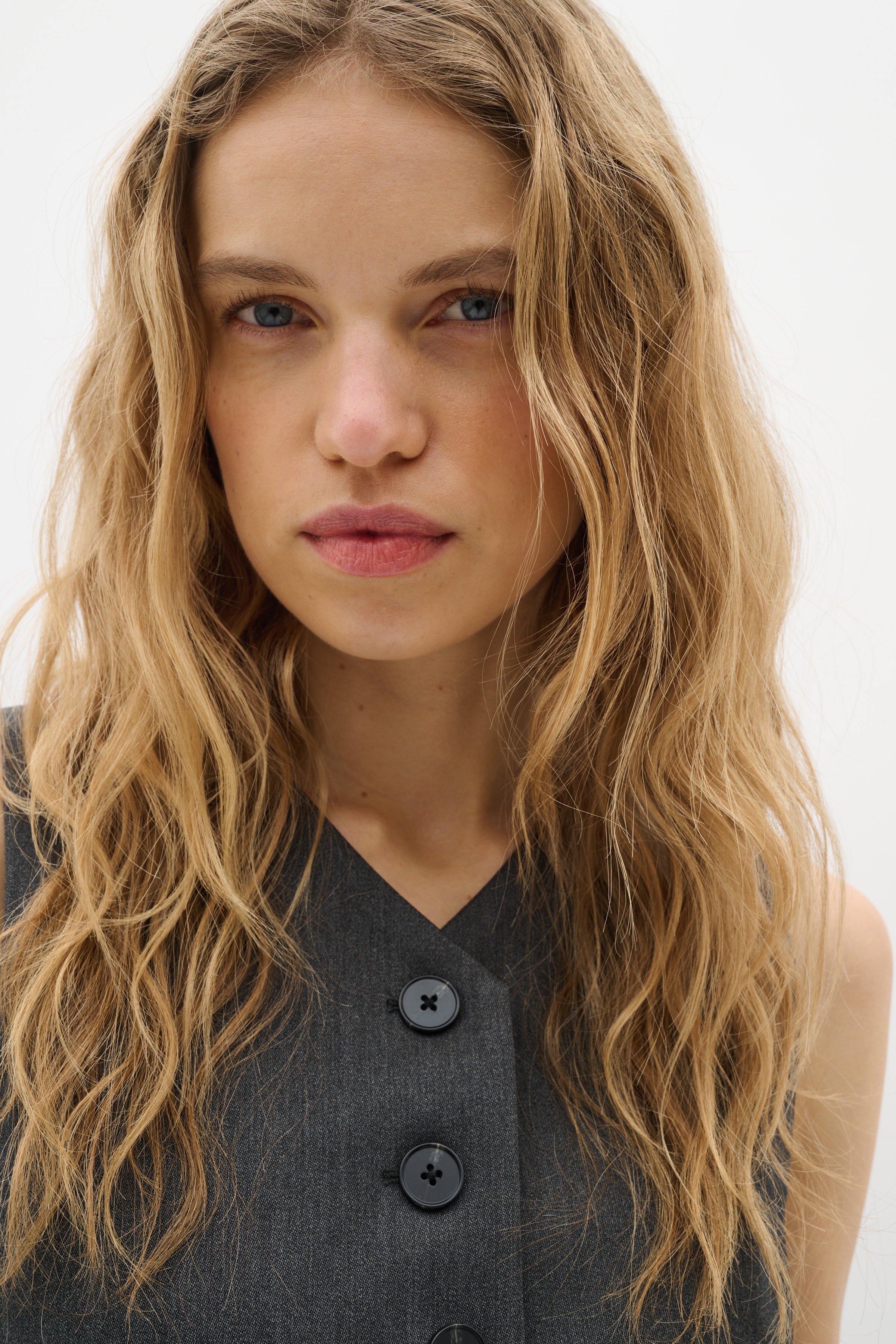 BrunildaIW Weste LOOKBOOK DETAIL 30111006-300596