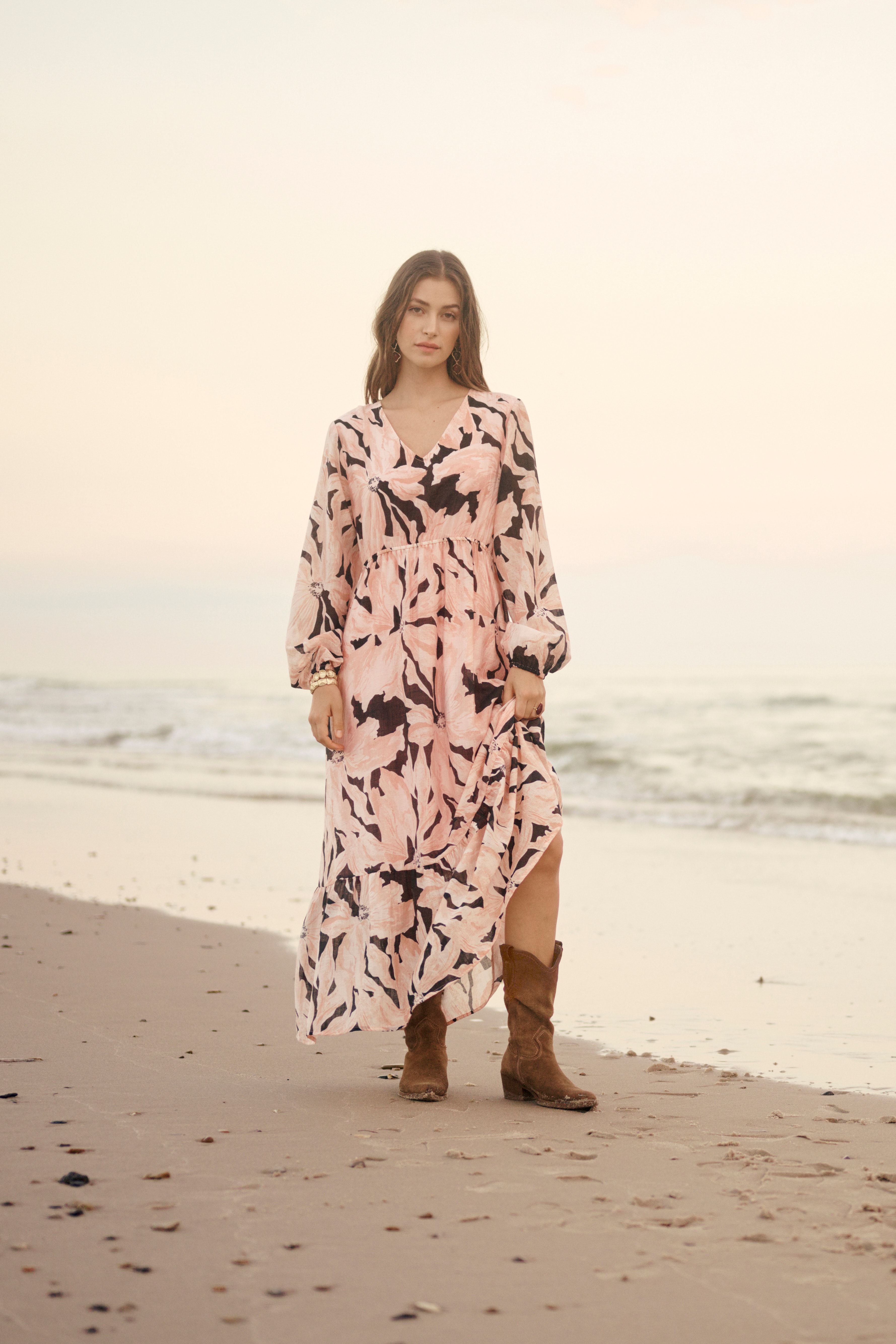 CRReese Kleid LOCATION NONE 10614344-108365