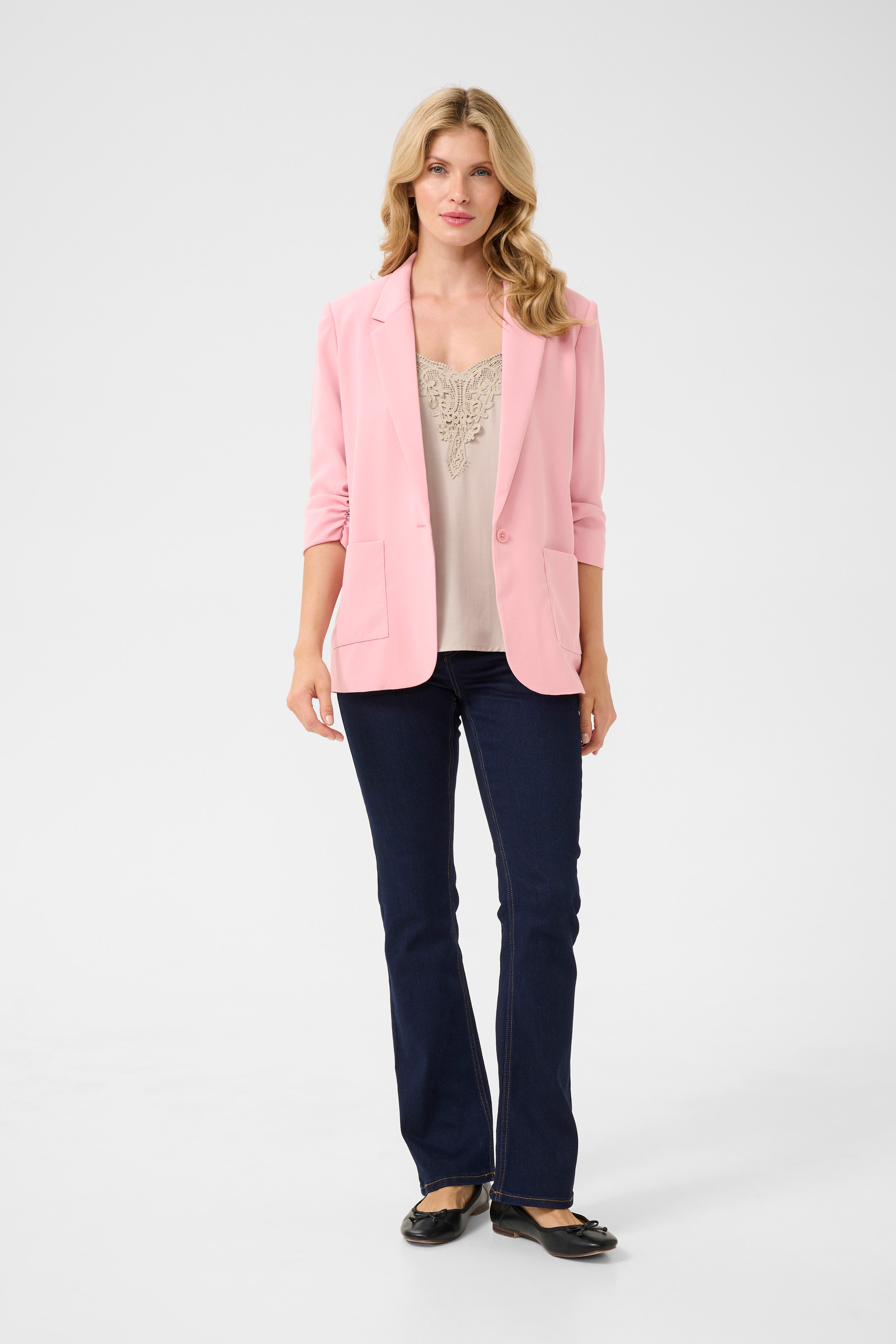 CRCocamia Blazer LOOKBOOK FRONT 10610271-151614