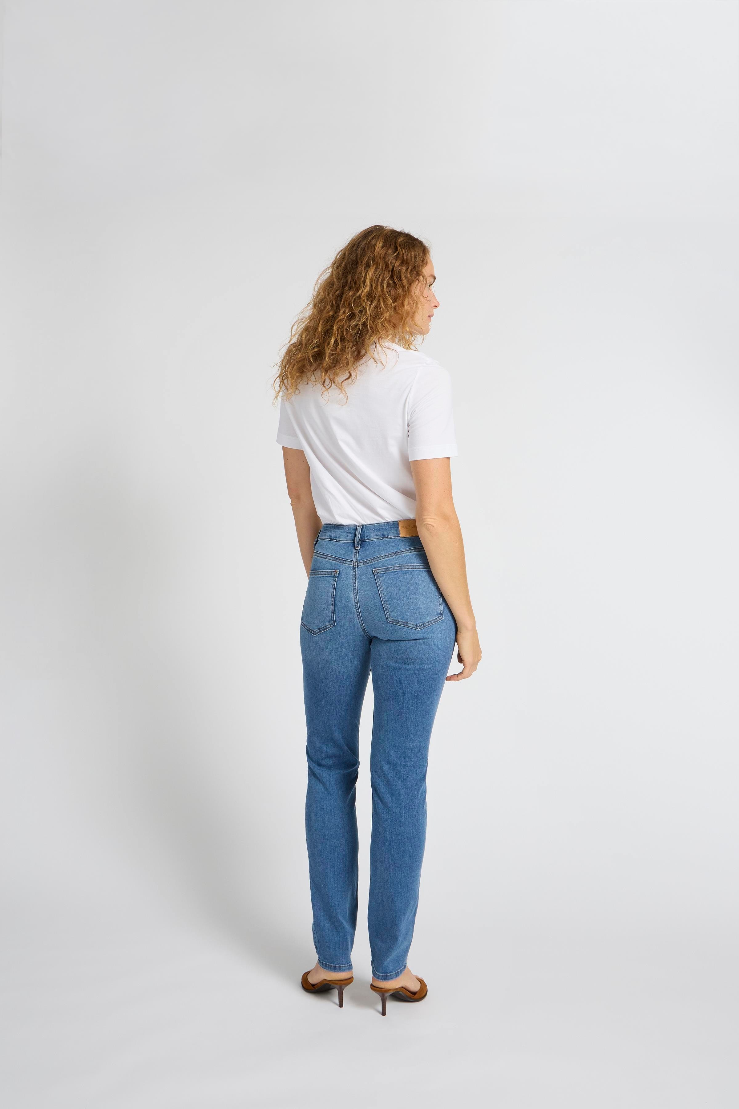 PZEMMA HW Jeans Medium Straight Leg LOCATION NONE 50206336-200005