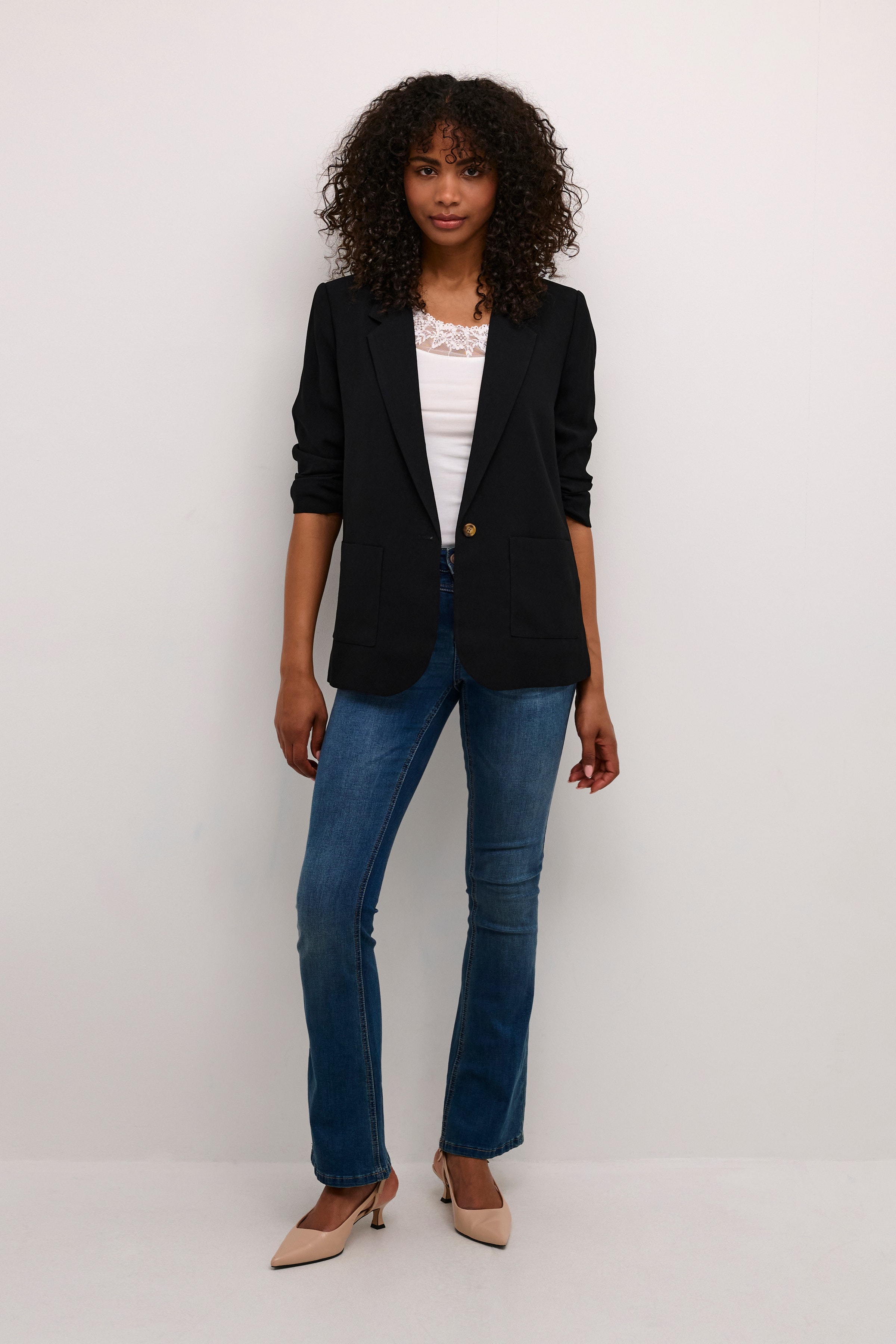 CRCocamia Blazer LOOKBOOK FRONT 10610271-100120