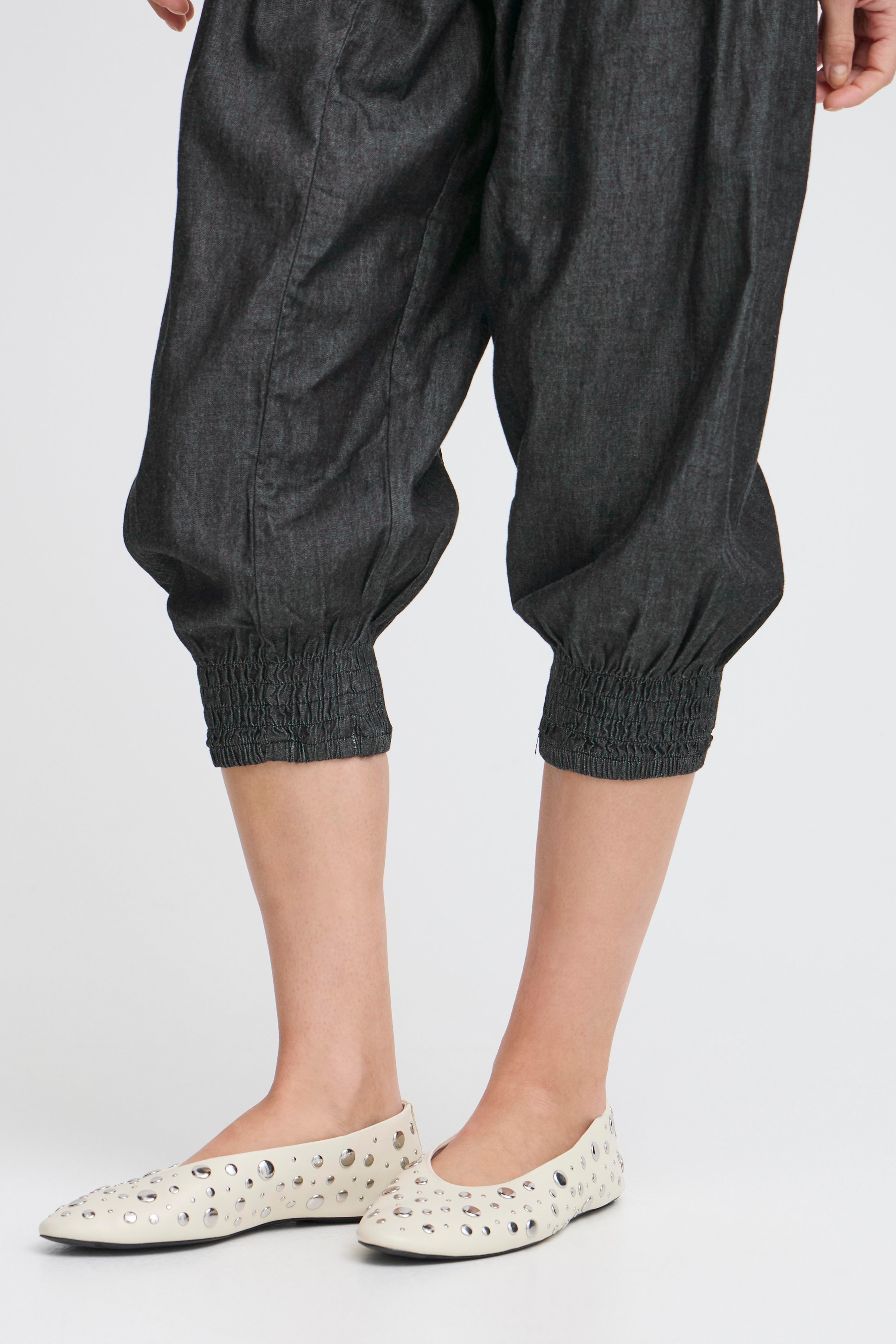 PZJILL Capri Bukser LOOKBOOK DETAIL 50209217-200004