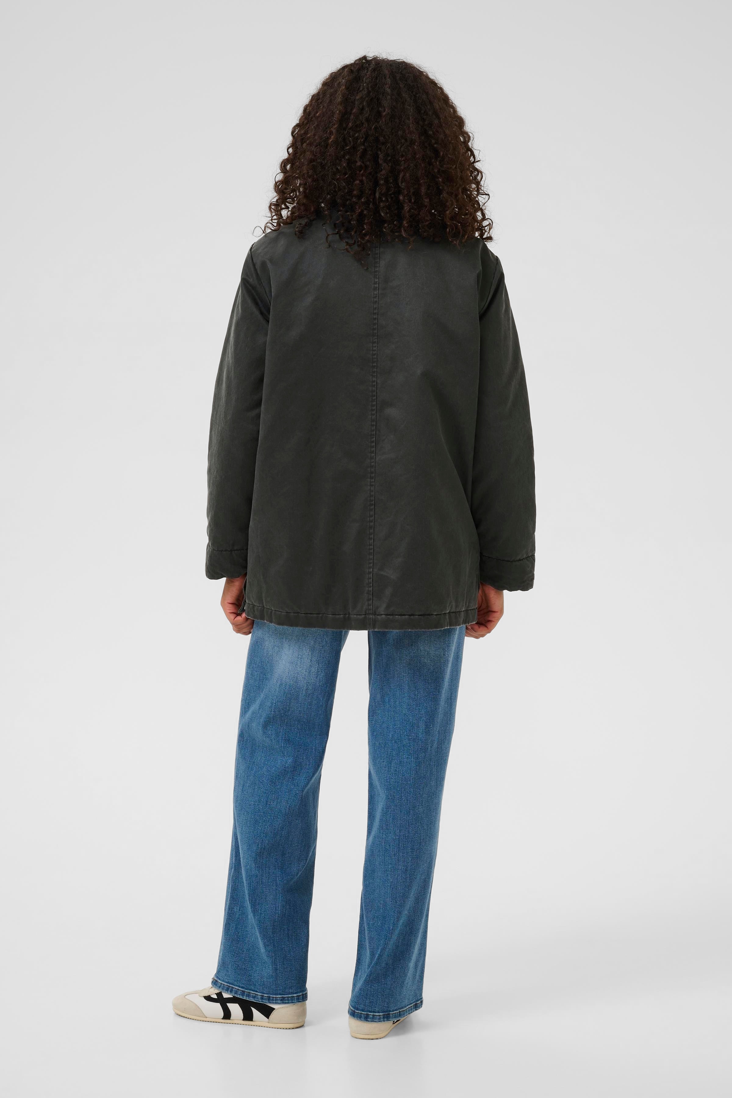 KAgianna Schwere Oberbekleidung LOOKBOOK BACK 10510752-190205