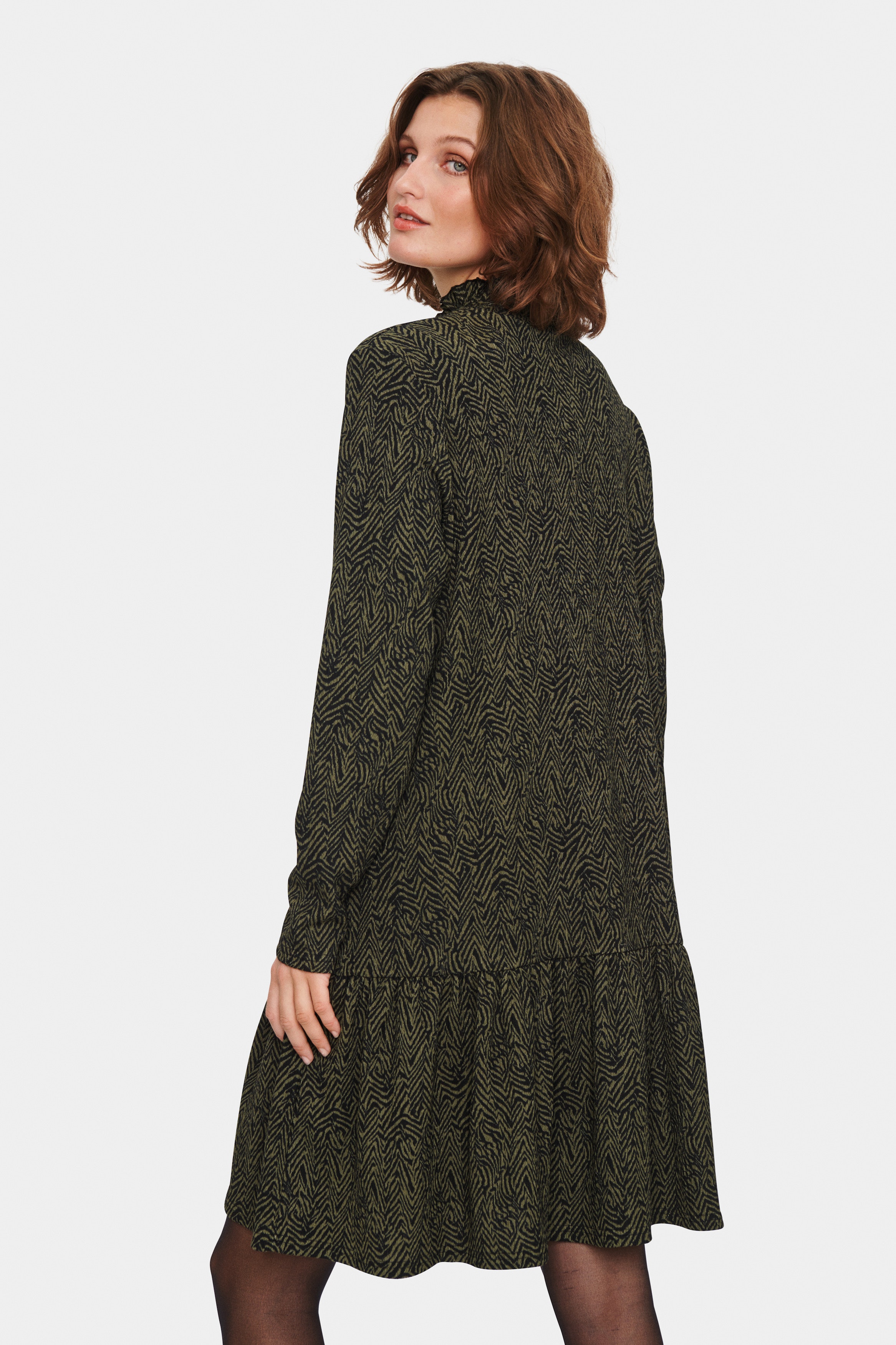 ShilaSZ Kjole LOOKBOOK BACK 30512370-301799